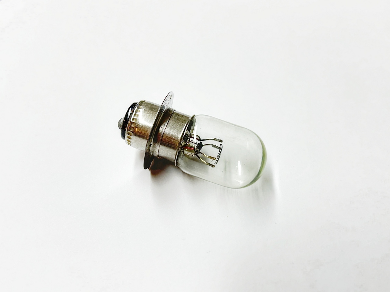 Лампа головного света  P15D-25-1  12V  25/25W  CN