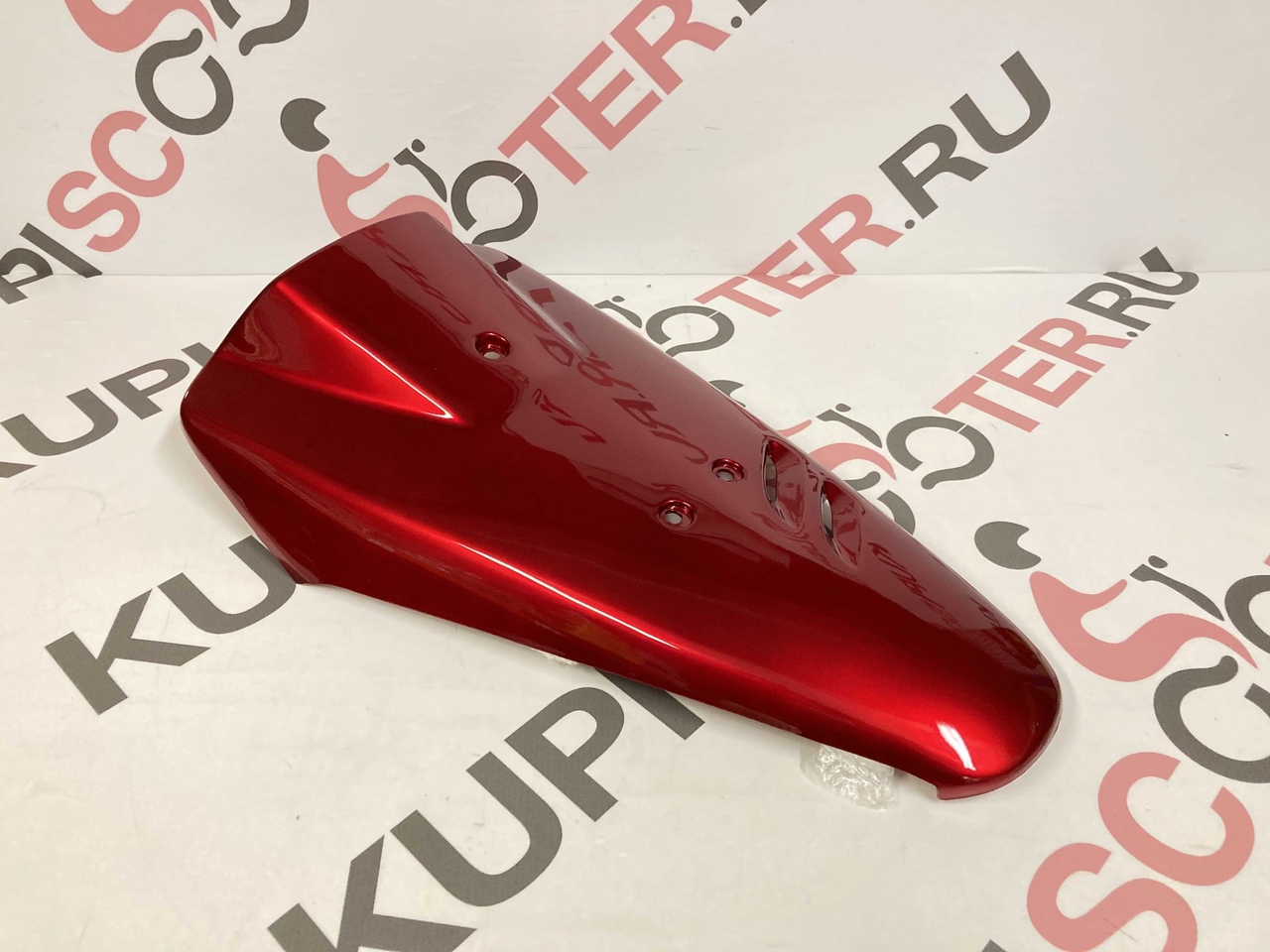 Клюв, передний обтекатель  Honda Dio AF27/28 КРАСНЫЙ    CN