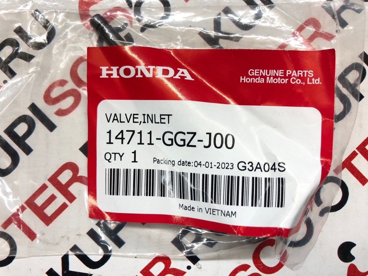 Впускной клапан Honda Benly AA05, Dunk AF74-78, Tact AF75-79, Giorno AF77 (14711-GGZ-J00) оригинал