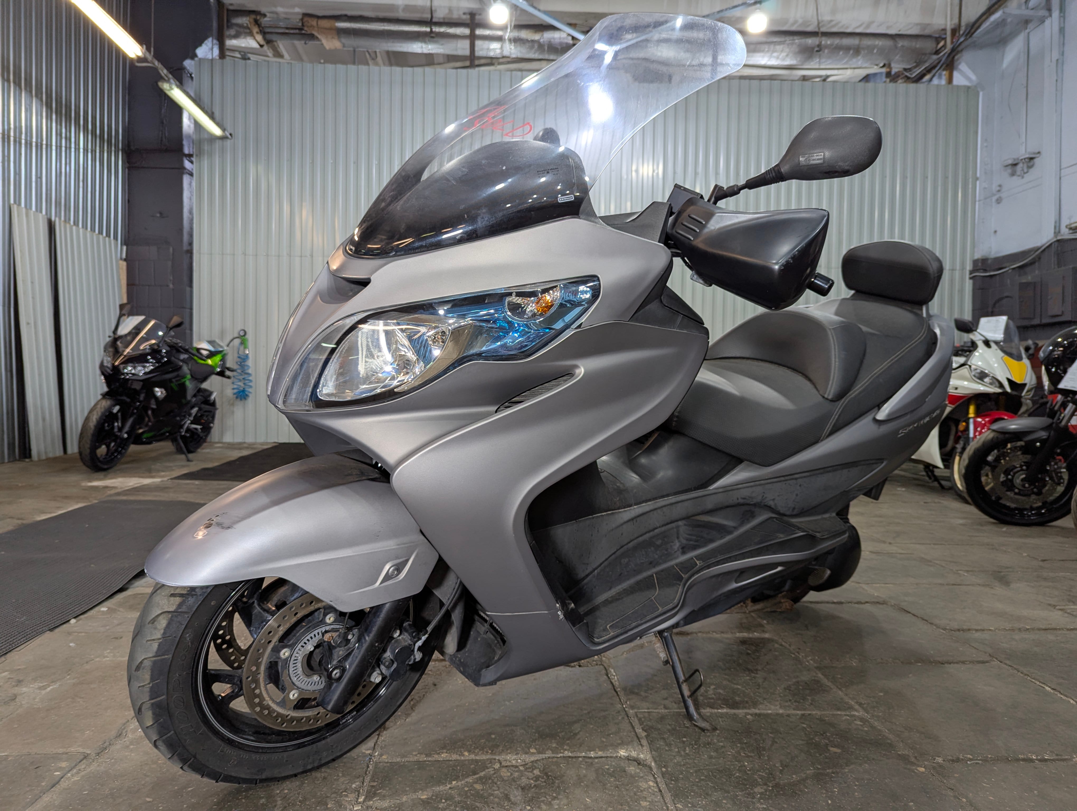 Скутер Suzuki Skywave 400 CK45A 2016 г. в. (арт. 123SB15)