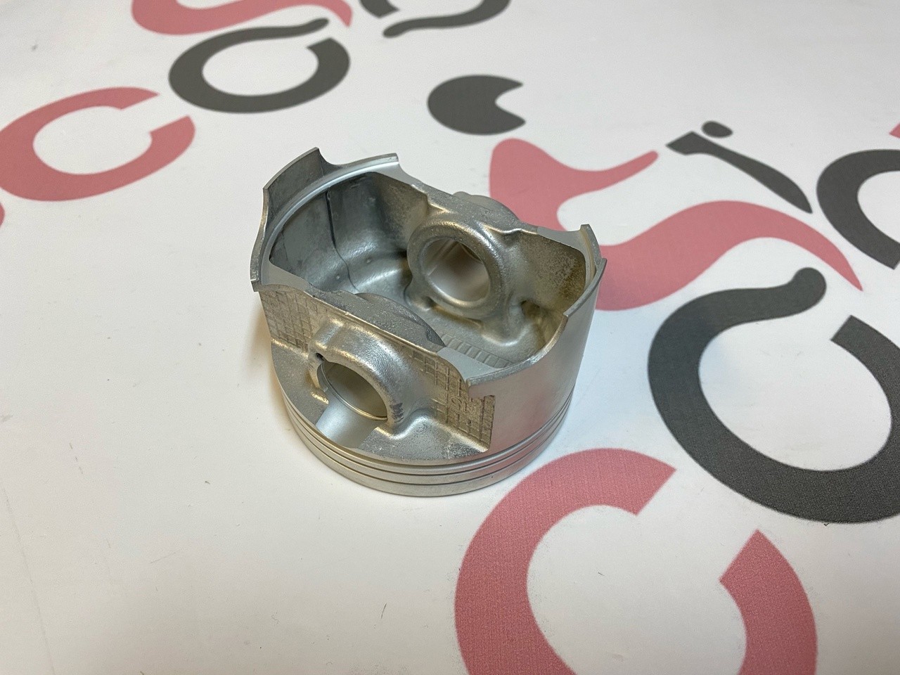 Поршень Suzuki Skywave 400 CK41-42-43A (12111-15F00-0F0) оригинал