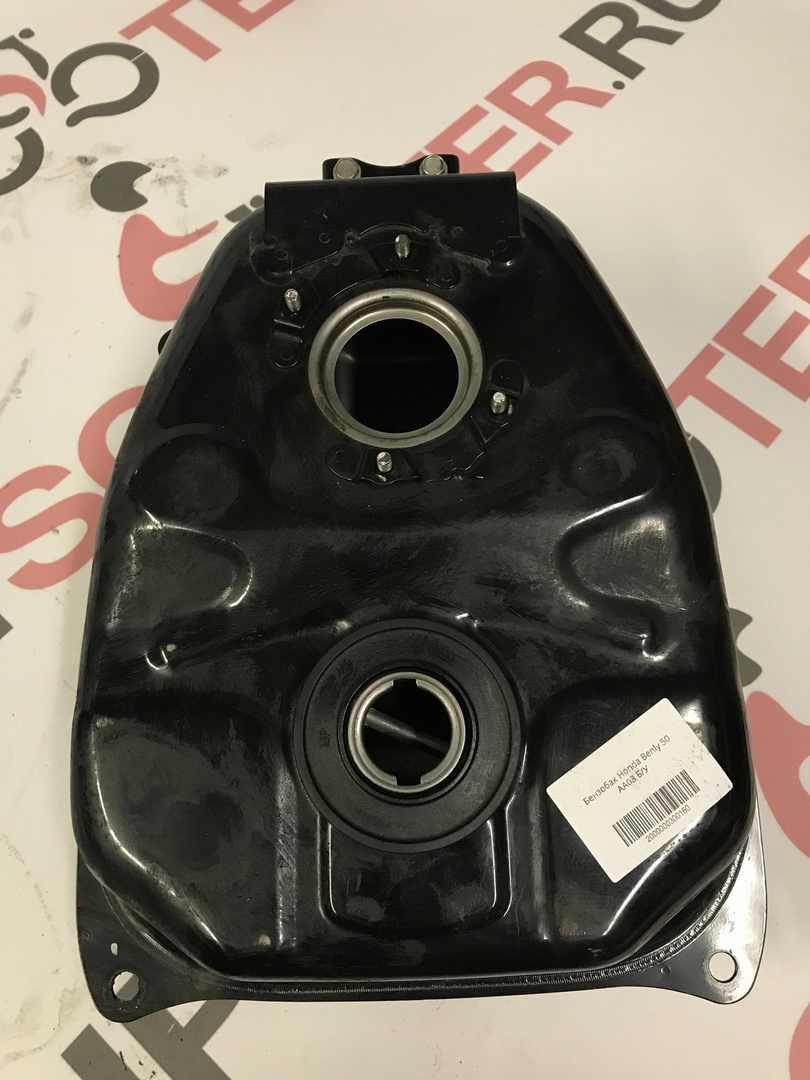 Бензобак Honda Benly 50 AA03 Б/У