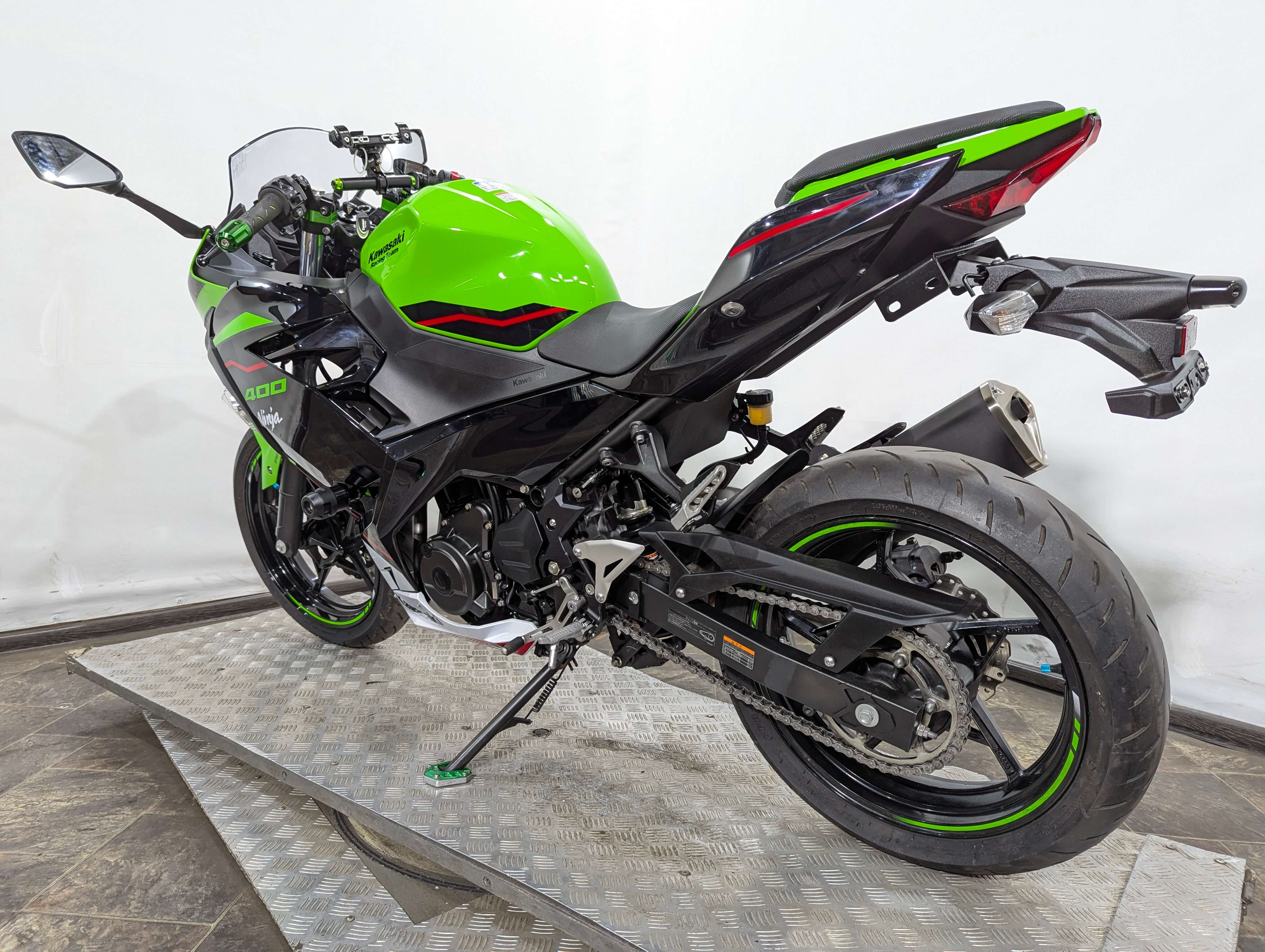 Мотоцикл Kawasaki Ninja 400 EX400G (арт. 123KC13) 