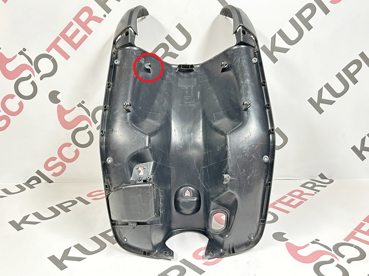 Парус / внутренняя часть переднего обтекателя Honda Benly AA03 (81131-GGM-900) Б/У