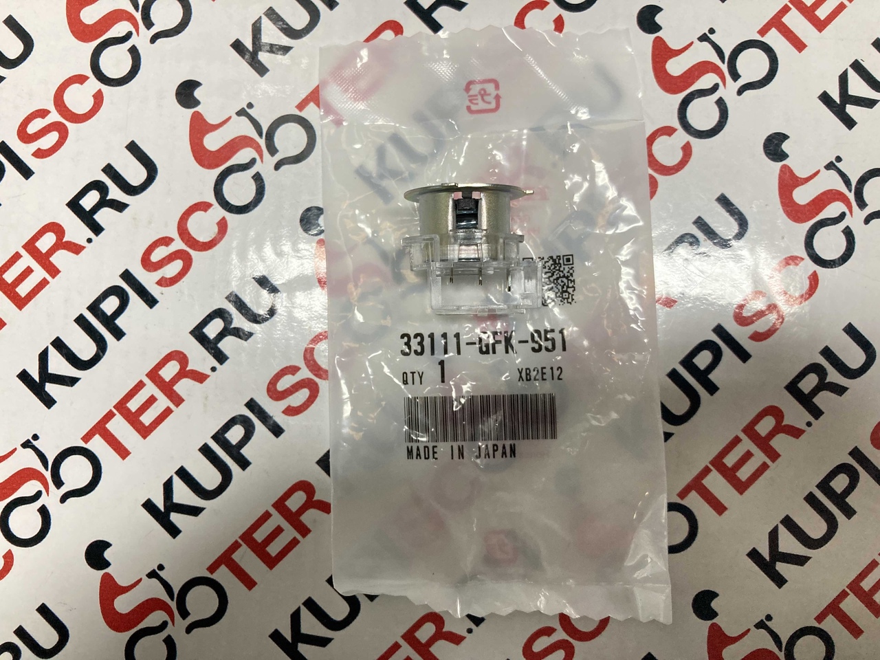 Патрон лампы головного света Honda Dio Cesta AF62, AF68 (33111-GFK-951) оригинал