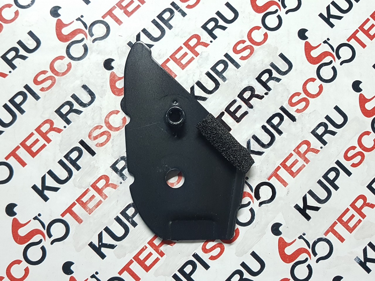 Косынка крепления зеркала (правая) Honda Gyro Canopy TA02 2T / TA03 4T (64216-GAG-751) оригинал