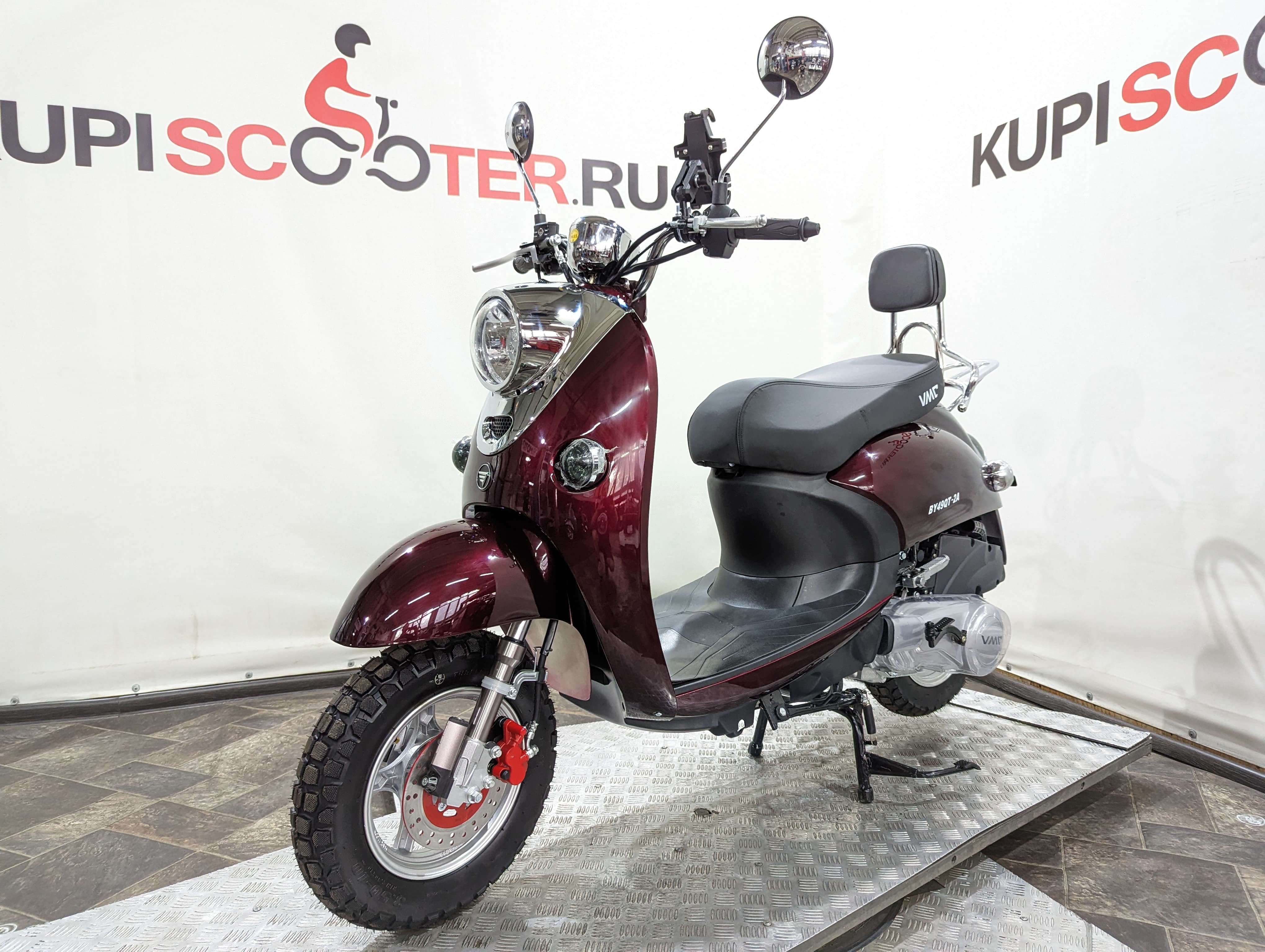 Скутер VMC (Vento) Retro (49/150cc) Красный (БЕЗ КОФРА) (арт. RetroRed1)