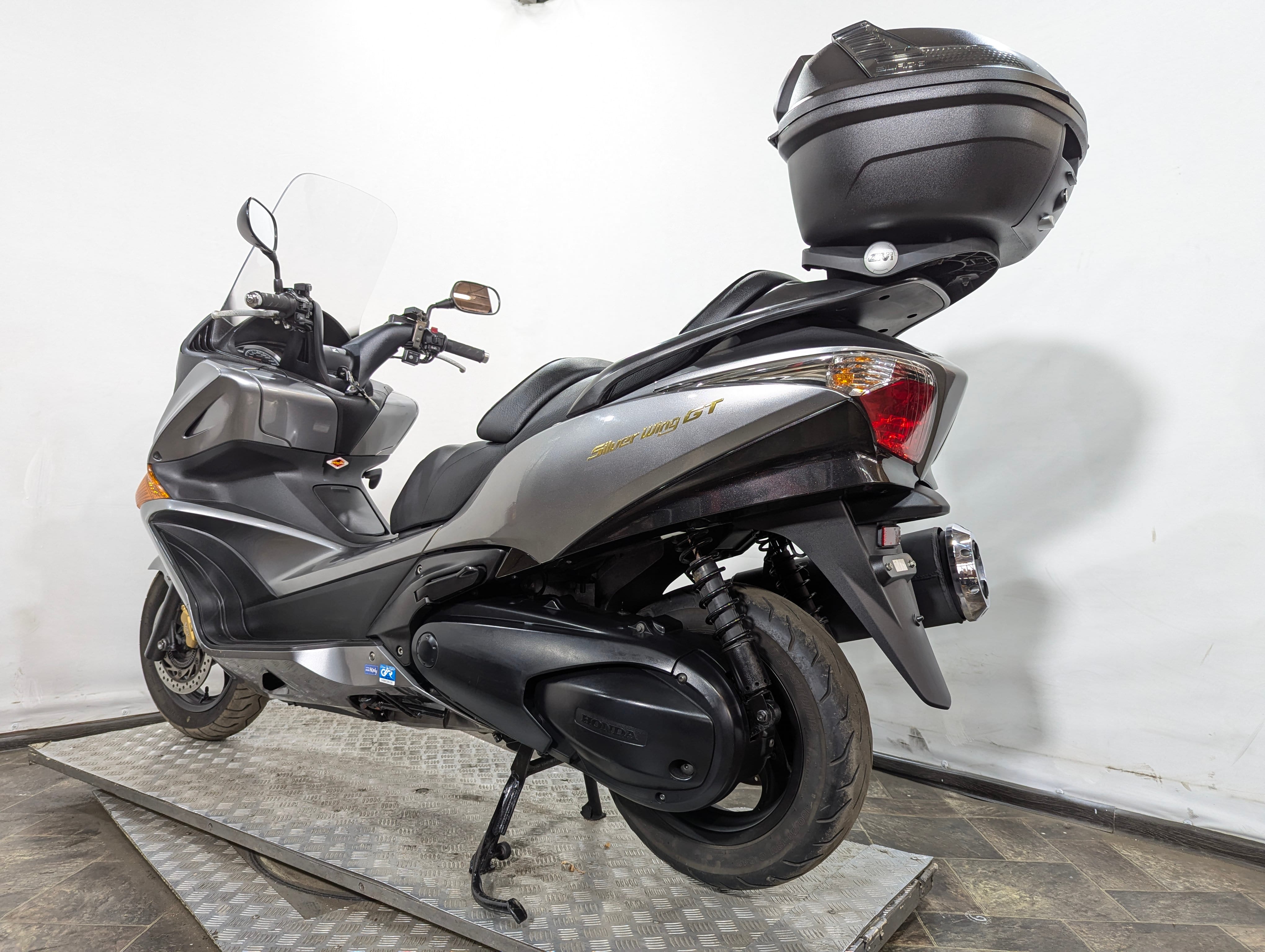 Скутер Honda Silverwing 600 GTA PF02 ABS 2015г. (арт. 123HB20)