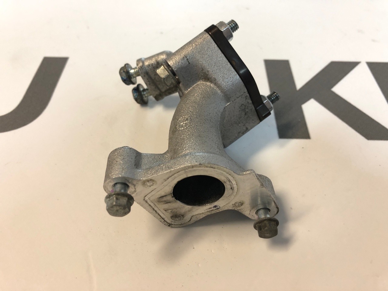 Впускной коллектор Honda Tact AF75 / AF79  Б/У