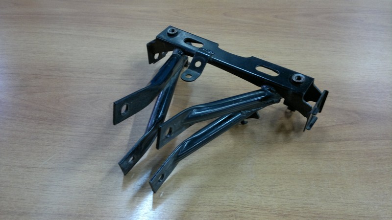 Кронштейн передних поворотников Honda Benly Pro AA03  Б/У
