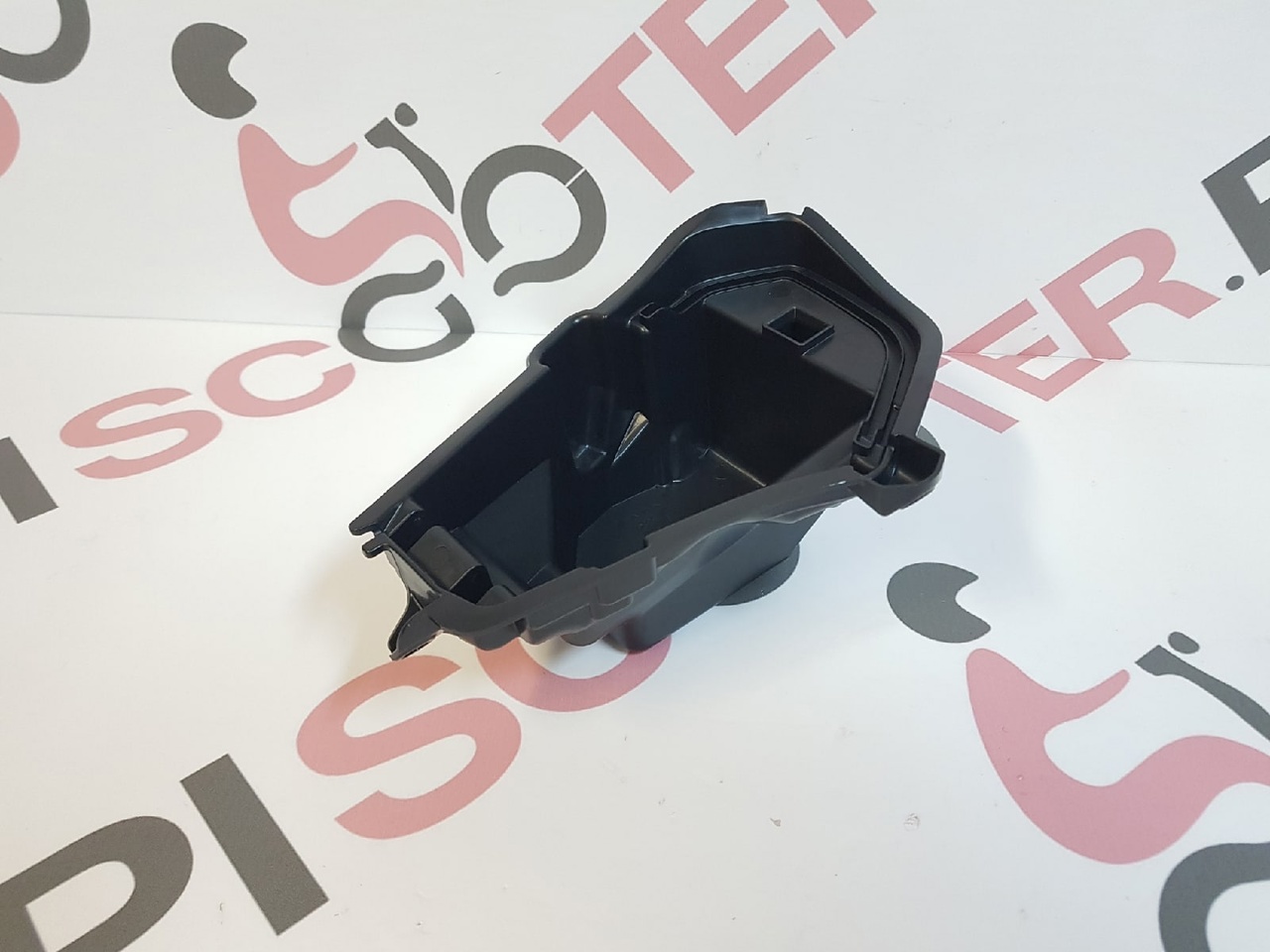 Карман Honda Integra NC700 RC62 (64390-MGS-D70) Оригинал