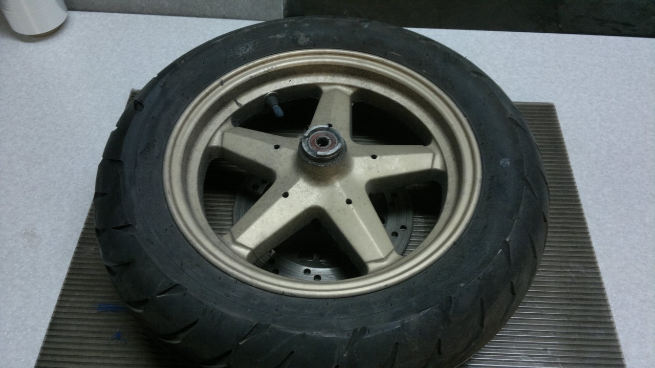 Диск колесный передний   R-12   Suzuki Avenis  125/150   Б/У