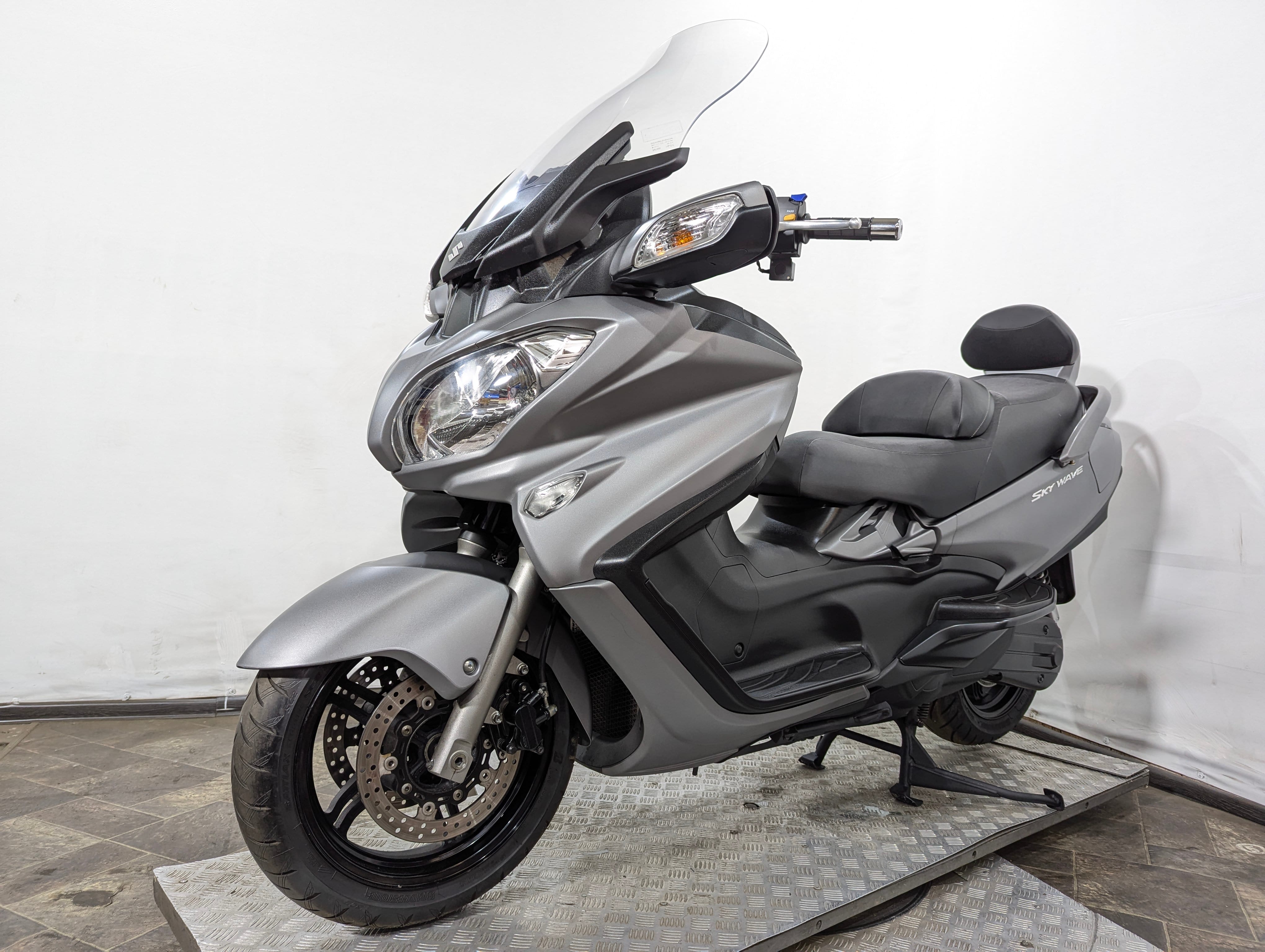 Скутер Suzuki Skywave 650LX ABS CP52A 2013 (арт. 123SB24)