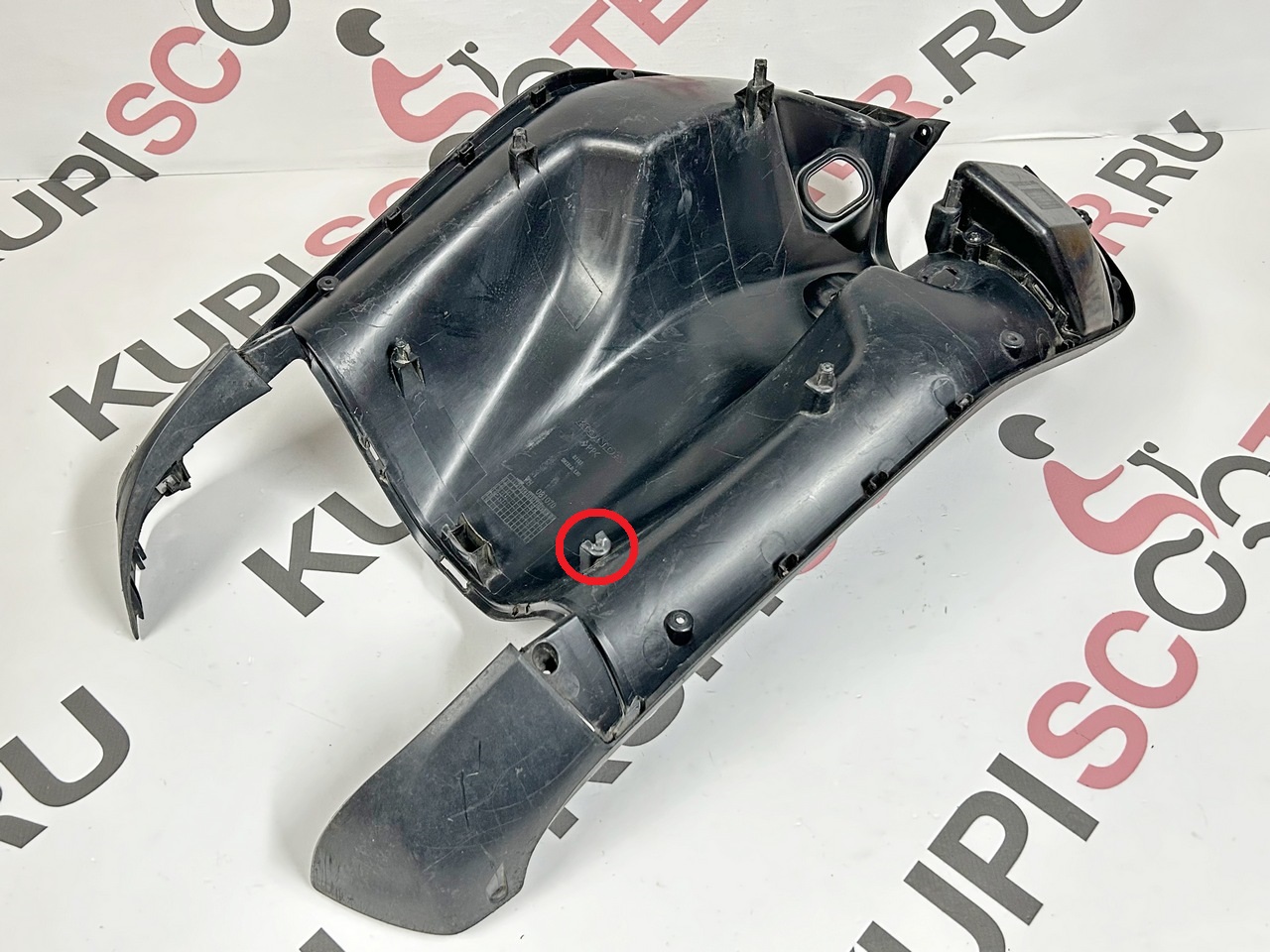 Парус / внутренняя часть переднего обтекателя Honda Benly AA03 (81131-GGM-900) Б/У
