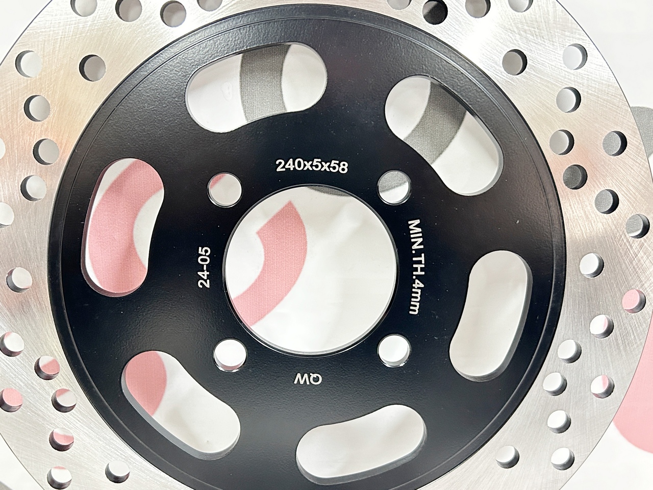 Диск тормозной задний Longjia / Regulmoto V-BOB (240х5х58)