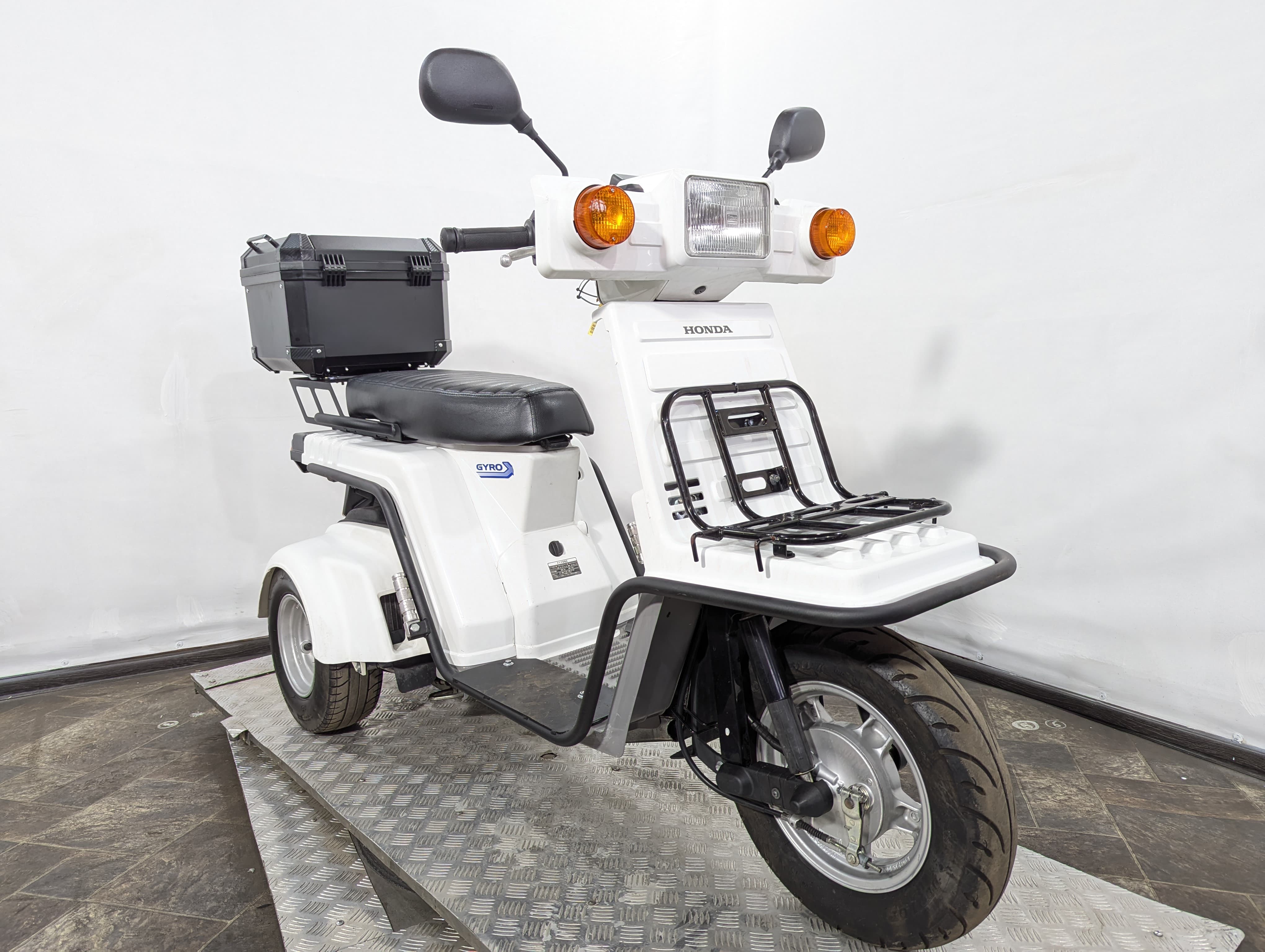 Скутер Honda Gyro X PGM-FI TD02 2012г. (арт. 119HA32)