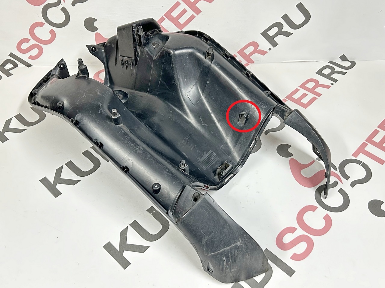 Парус / внутренняя часть переднего обтекателя Honda Benly AA03 (81131-GGM-900) Б/У