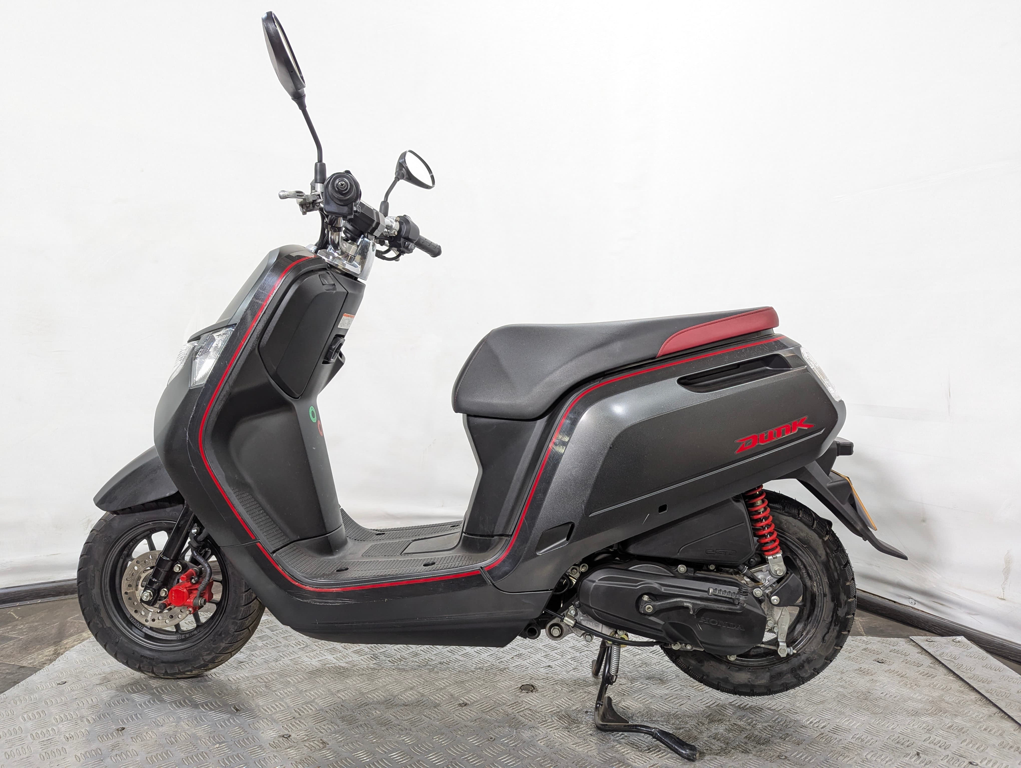 Скутер Honda Dunk PGM-FI AF78 2018г.