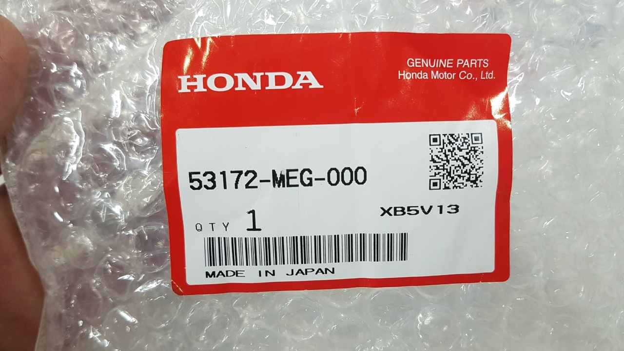 Кронштейн зеркала под ручку сцепления  Honda VT750 Shadow Aero, VTX1300 (53172-MEG-000) оригинал