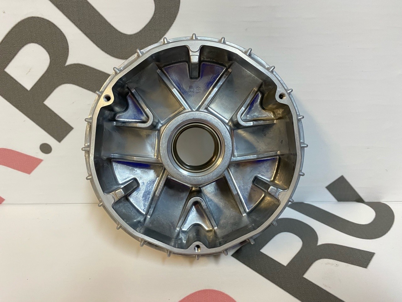 Вариатор передний Suzuki SkyWave 250 CJ44-45-46A, Gemma CJ47A  (21120-06H00) оригинал