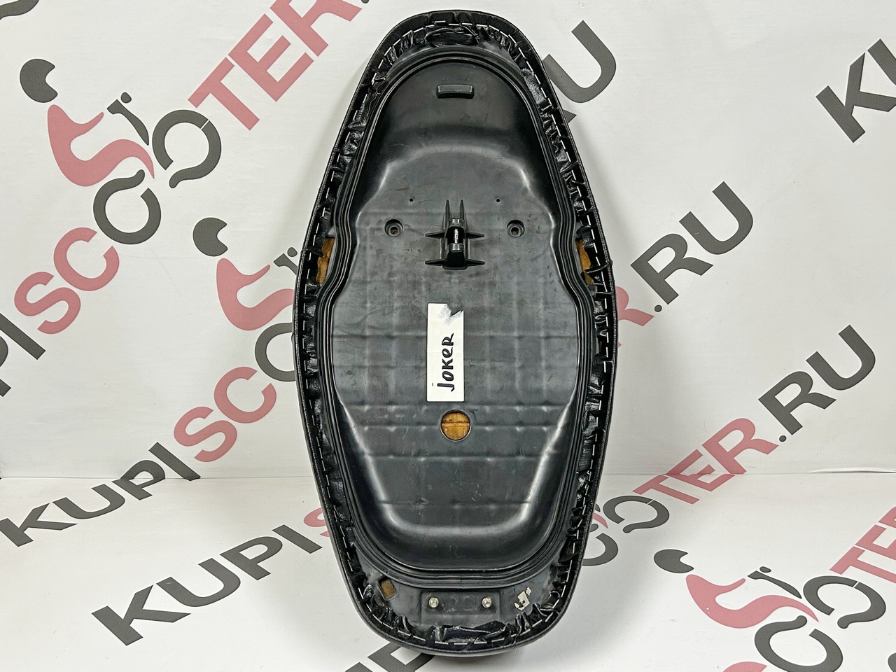 Сиденье Honda Joker 50 AF42 (перешитое) Б/У