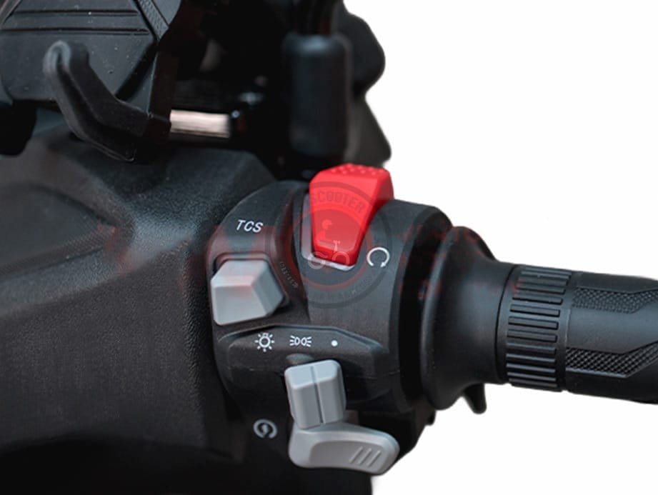 Скутер VMC XMAX BY150T-5A 149cc СЕРИЯ T2500-2, с ABS синий (арт. vmc-xmax-abs-matt-blue)