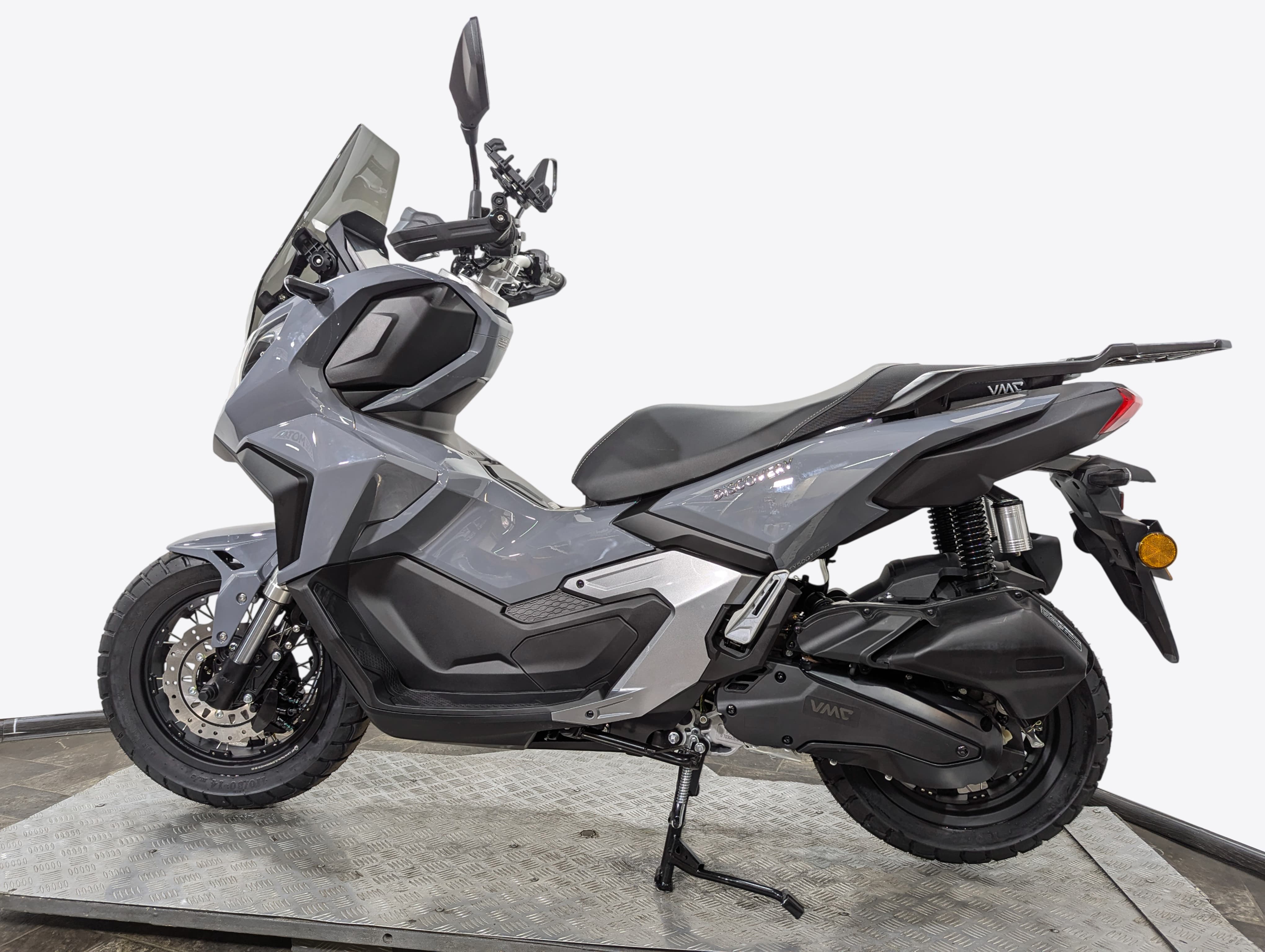 Скутер VMC DISCOVERY (49/170cc) Серый глянцевый