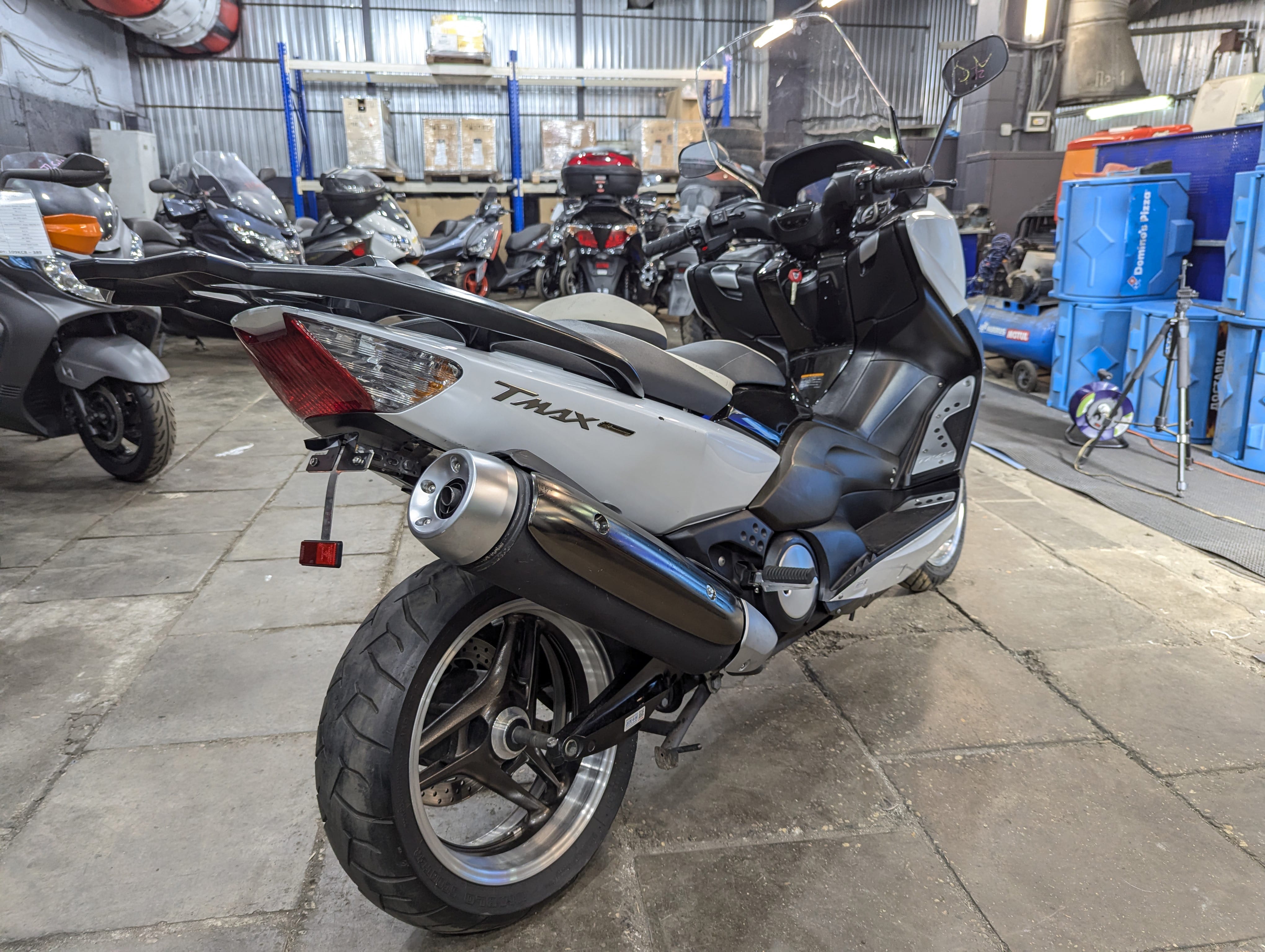 Скутер Yamaha T-Max 10th SJ08J 2010 г. в. (арт. 123YB21)