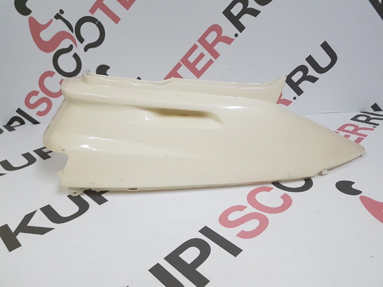 Обтекатель боковой ПРАВЫЙ Honda Tact AF24  CN