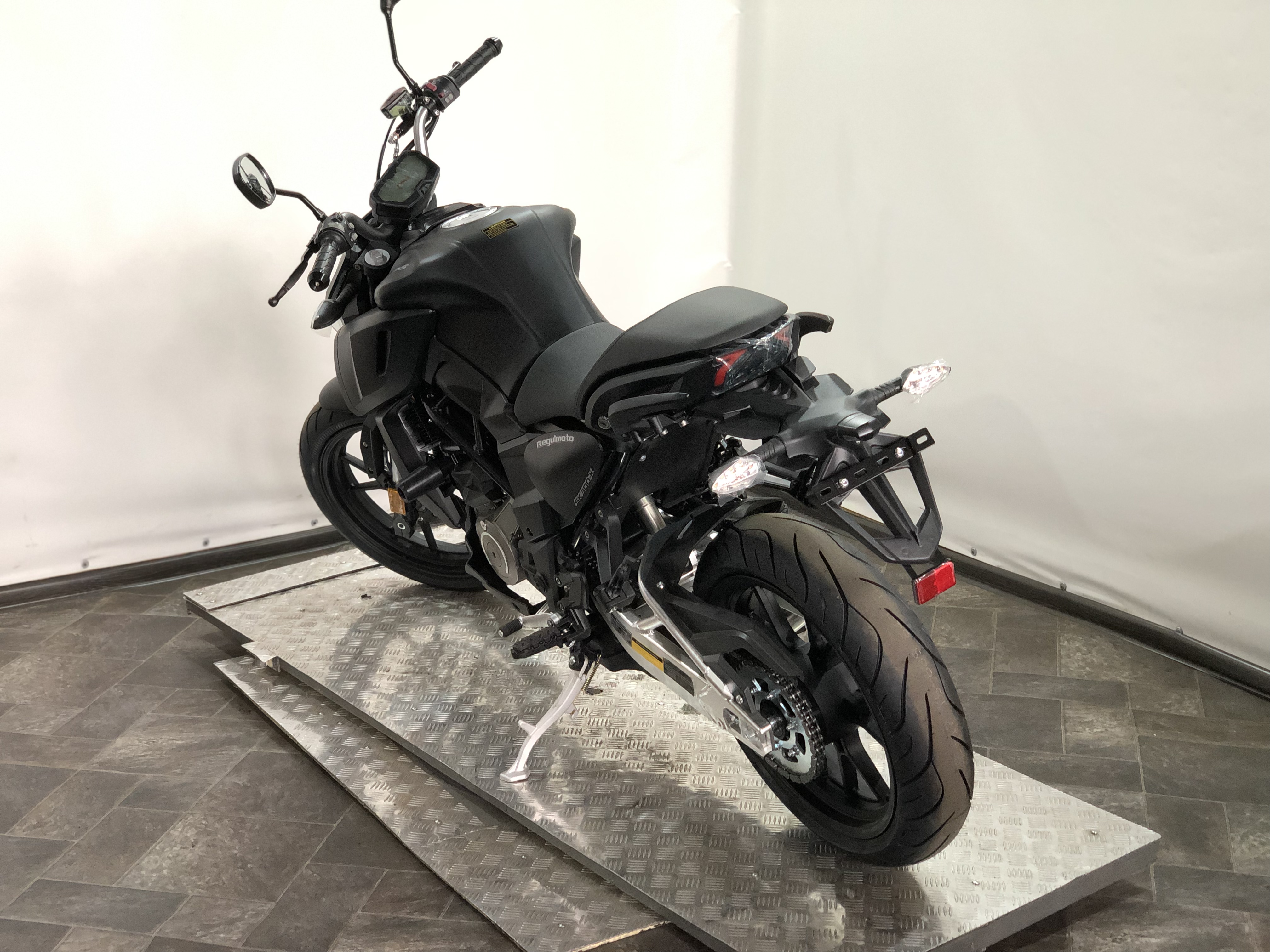 Мотоцикл Regulmoto ALIEN MONSTER 300 (Черный) (арт. 100012-3) 