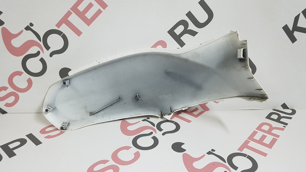 Обтекатель боковой ЛЕВЫЙ Honda Tact AF75 , AF79  (83610-GJA-J00)  Б/У  оригинал