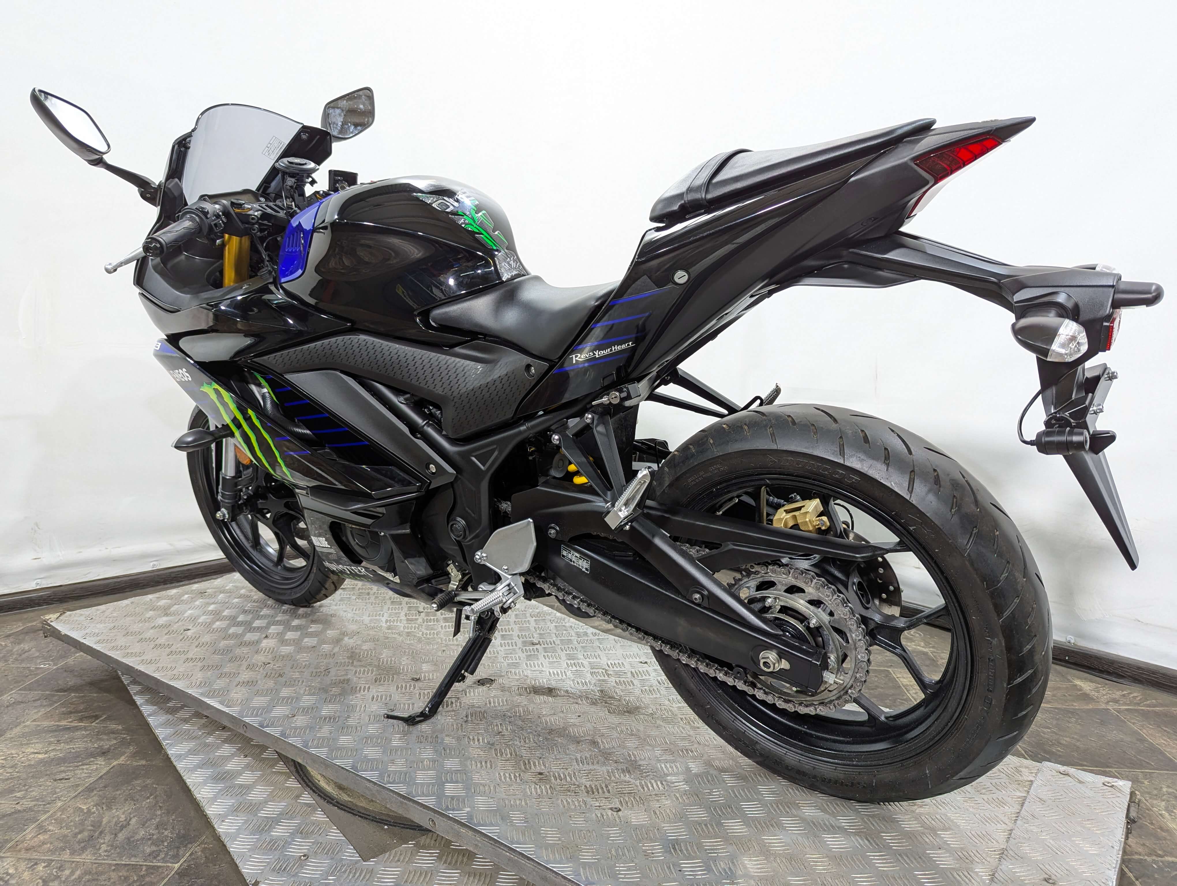 Мотоцикл Yamaha YZF-R3 RH13J (арт. 123YC16) 