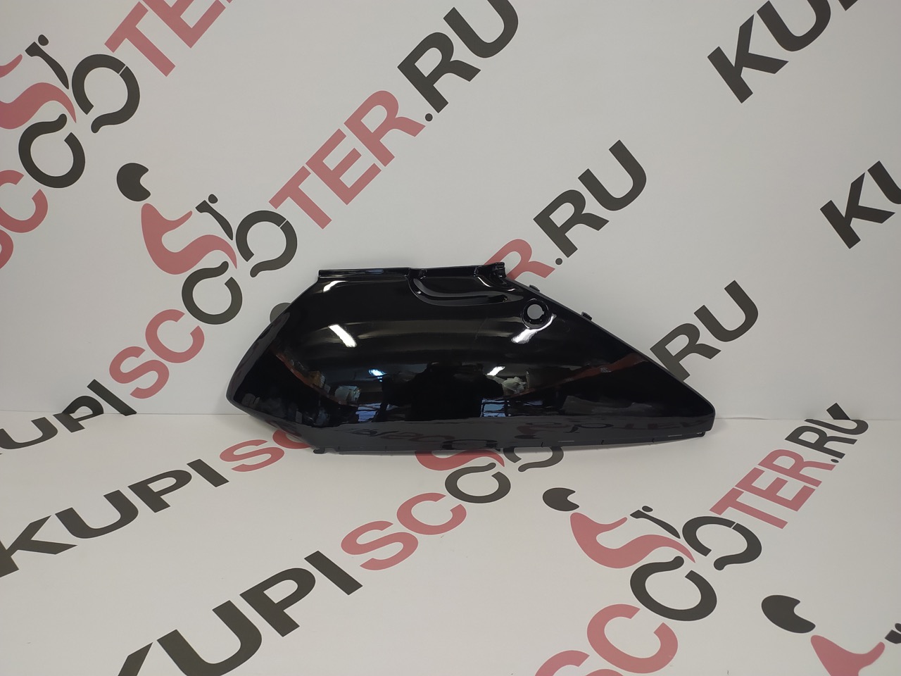 Обтекатель боковой левый Honda Lead 50/100 AF48/JF06 (Черный) TW