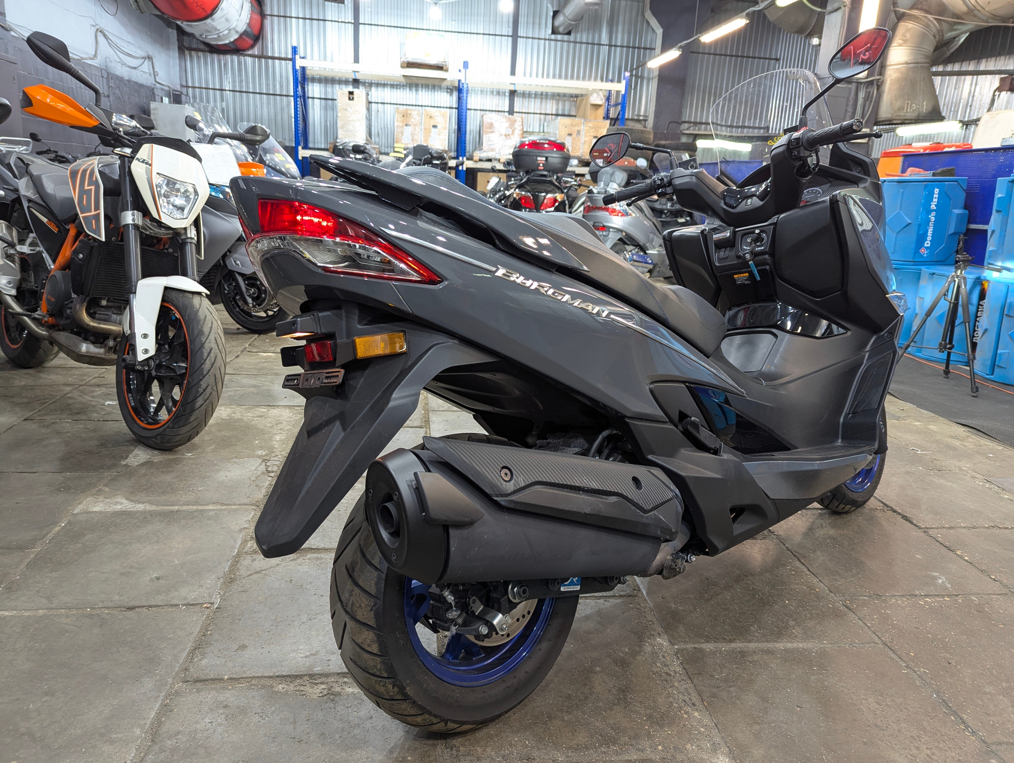 Скутер Suzuki Burgman 400 ABS DU11N 2017 г. в. (арт. 123SB12)