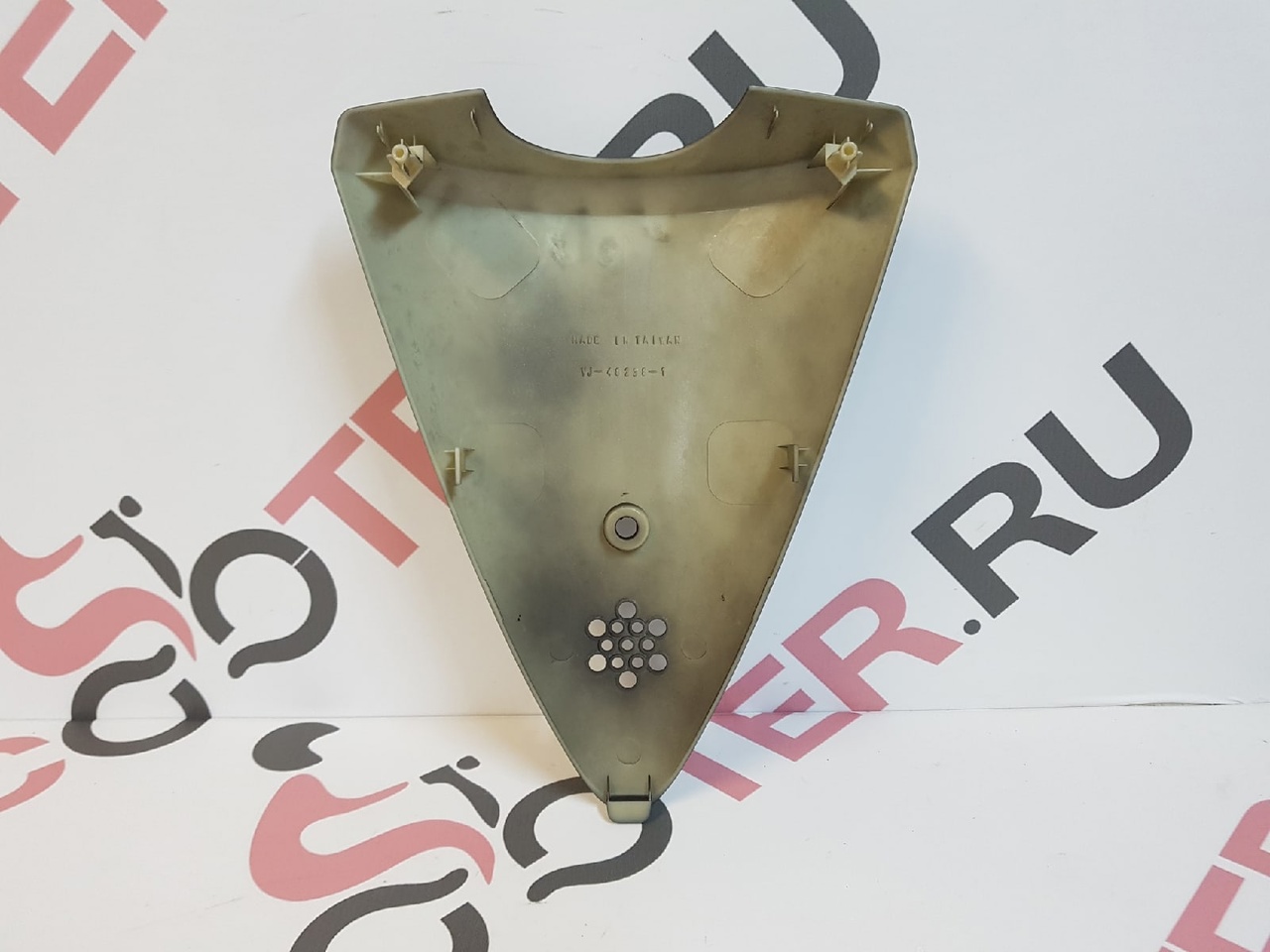 Передняя вставка клюва Honda Dio AF62, AF68 новая