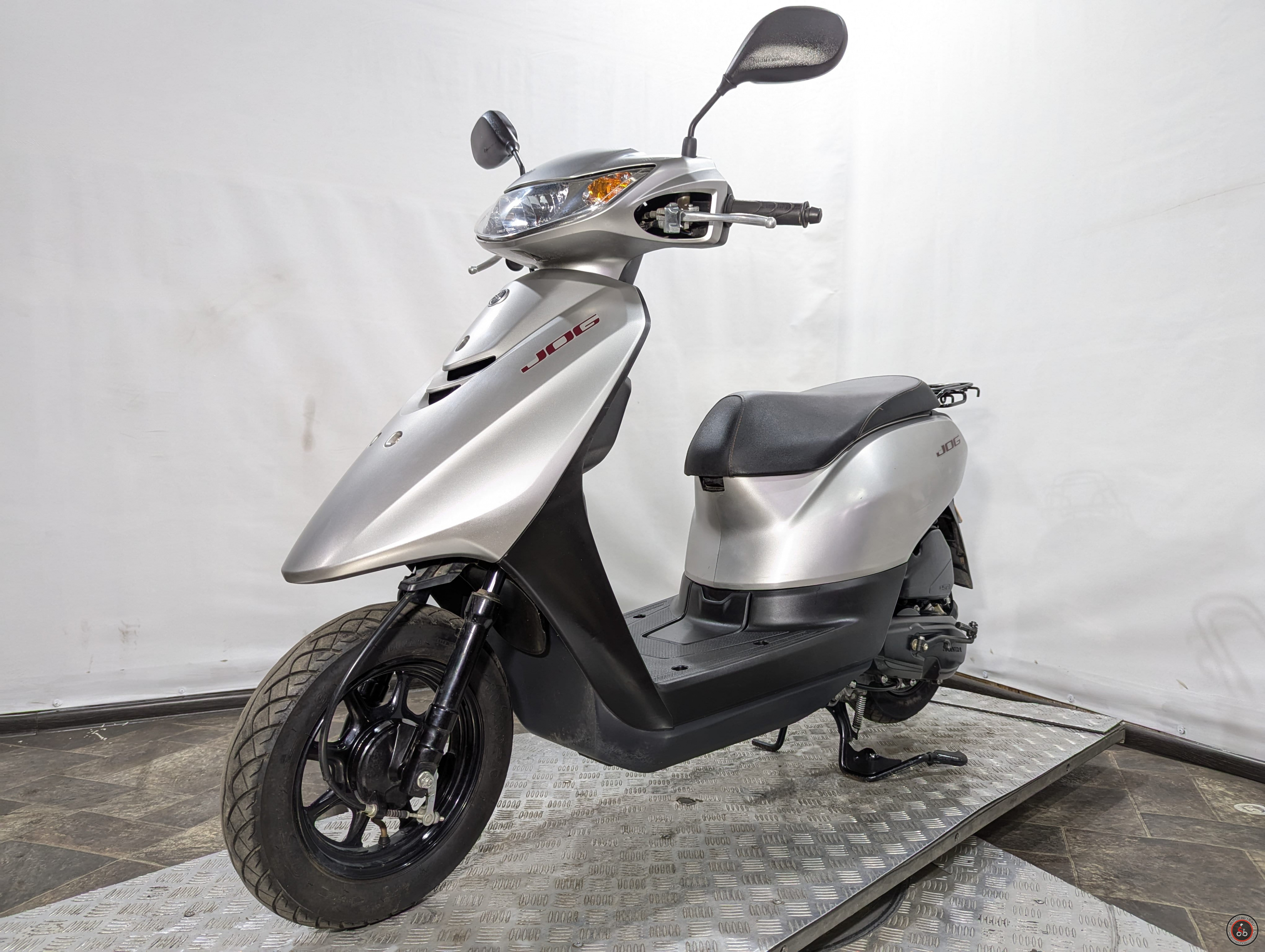 Скутер Yamaha Jog FI AY01 (2018г.в.)