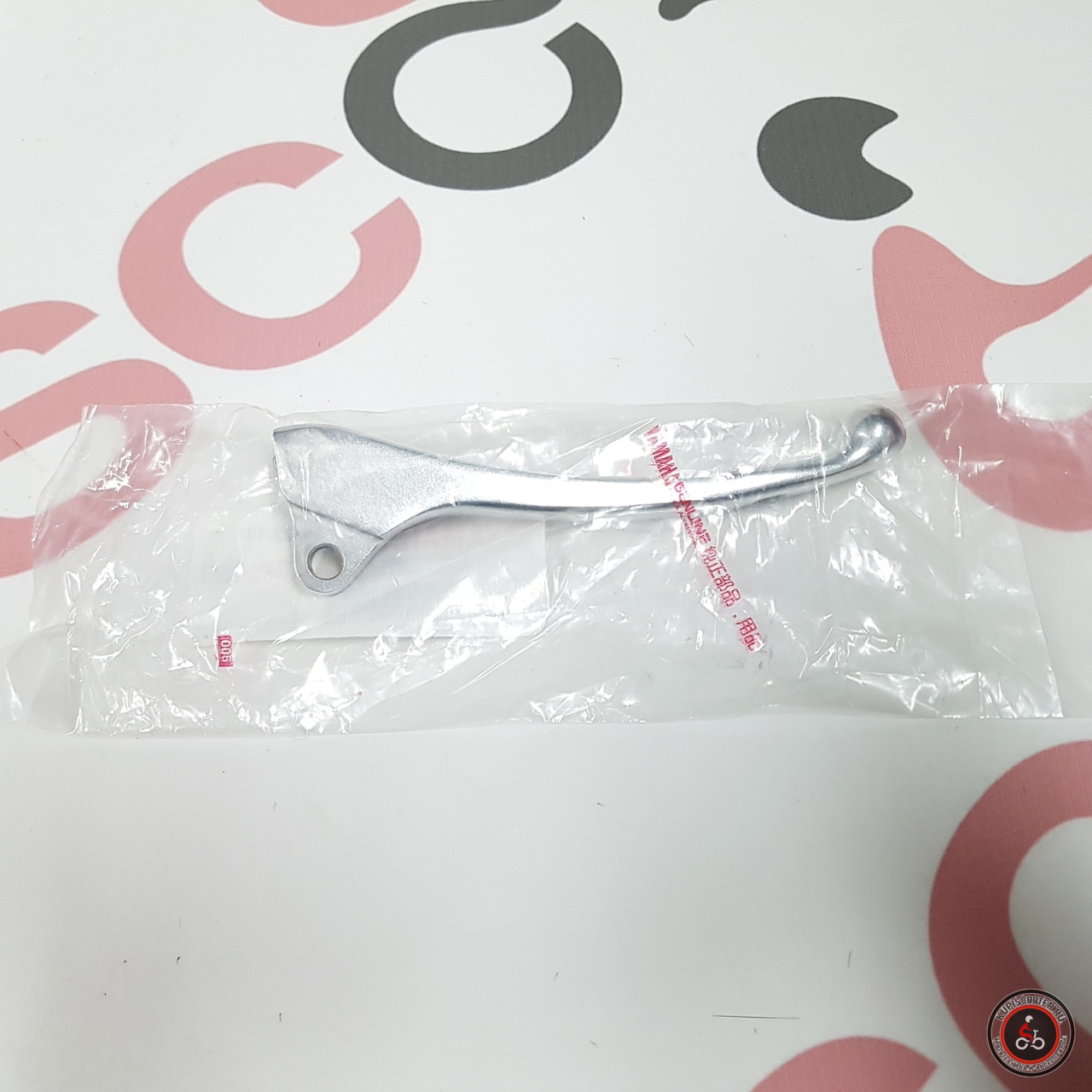 Рычаг переднего тормоза (правый) Yamaha Gear UA06J (10B-H3922-10) Оригинал