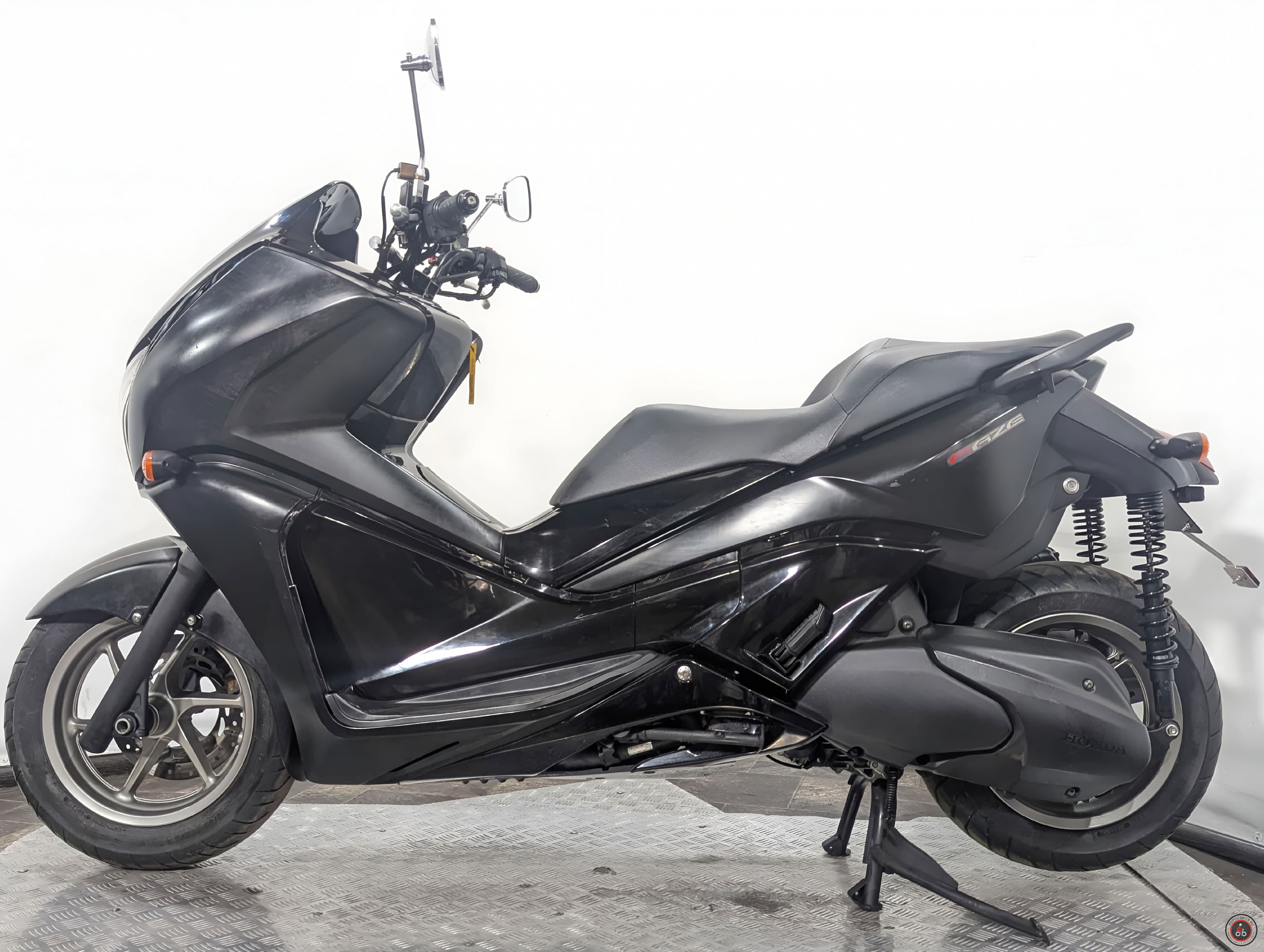 Honda Faze - Количество цилиндров: 1