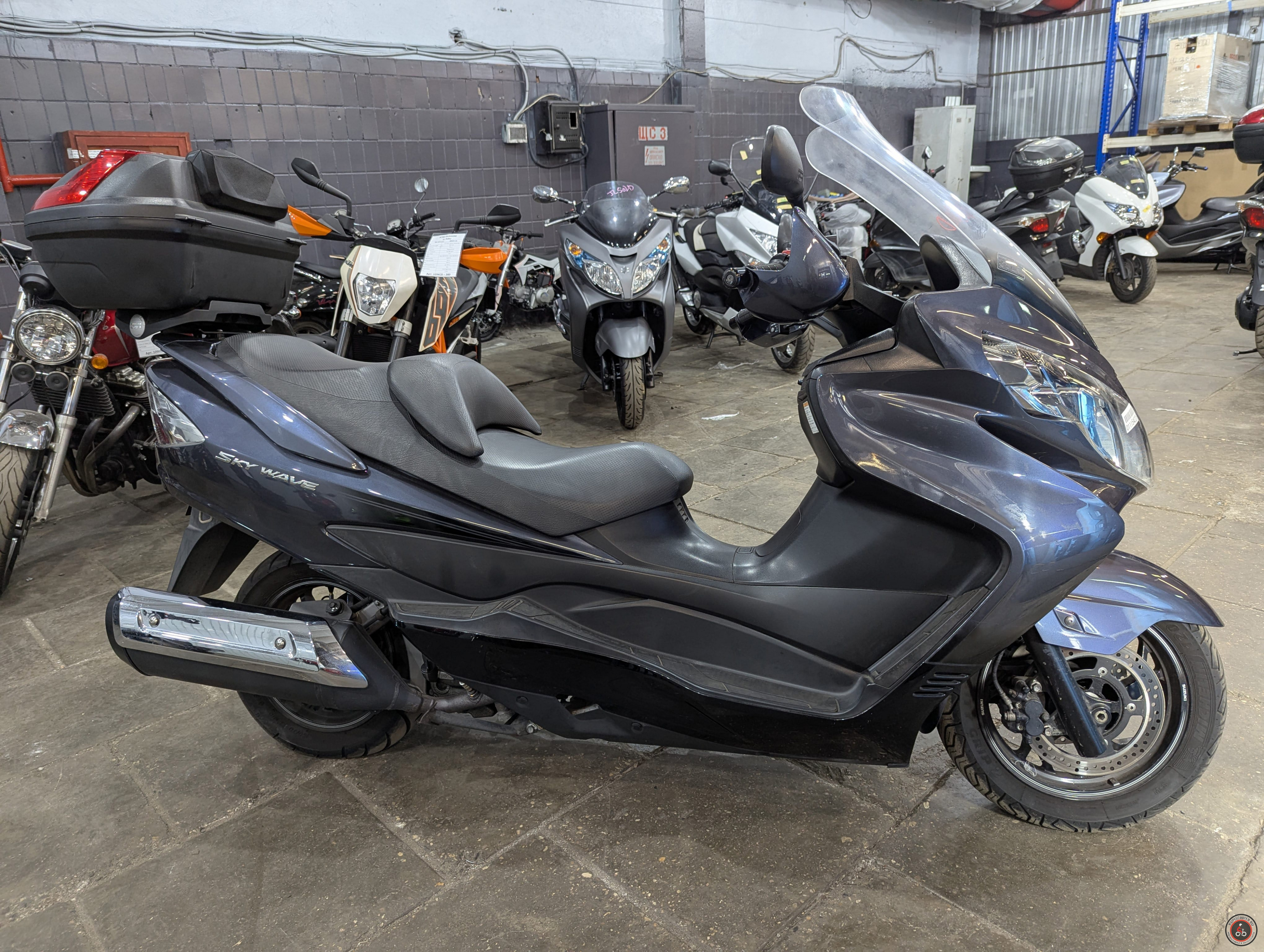 Скутер Suzuki Skywave 400 CK45A 2012 г. в. - Объем двигателя: 400
