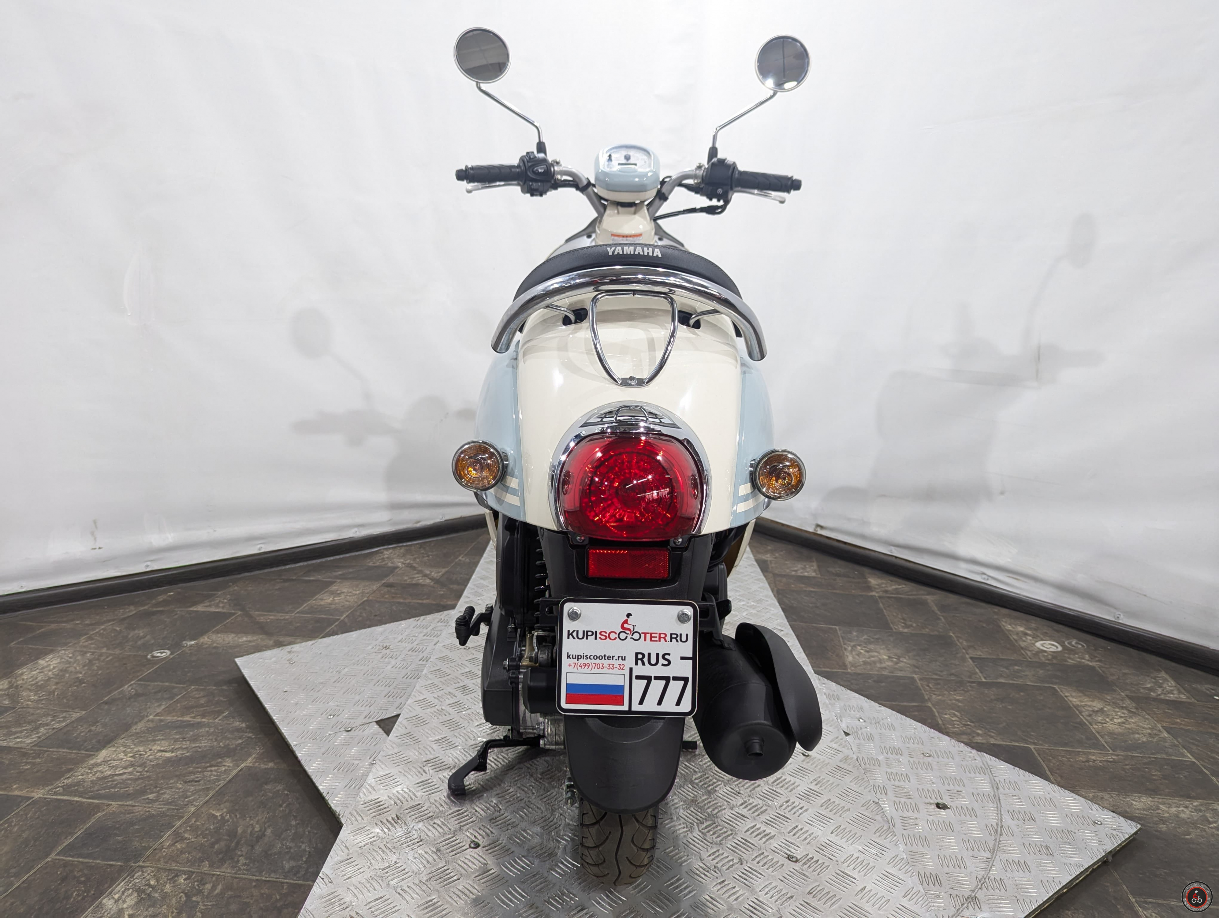 Скутер Yamaha Vino FI AY02 - Пробег: 1371 км