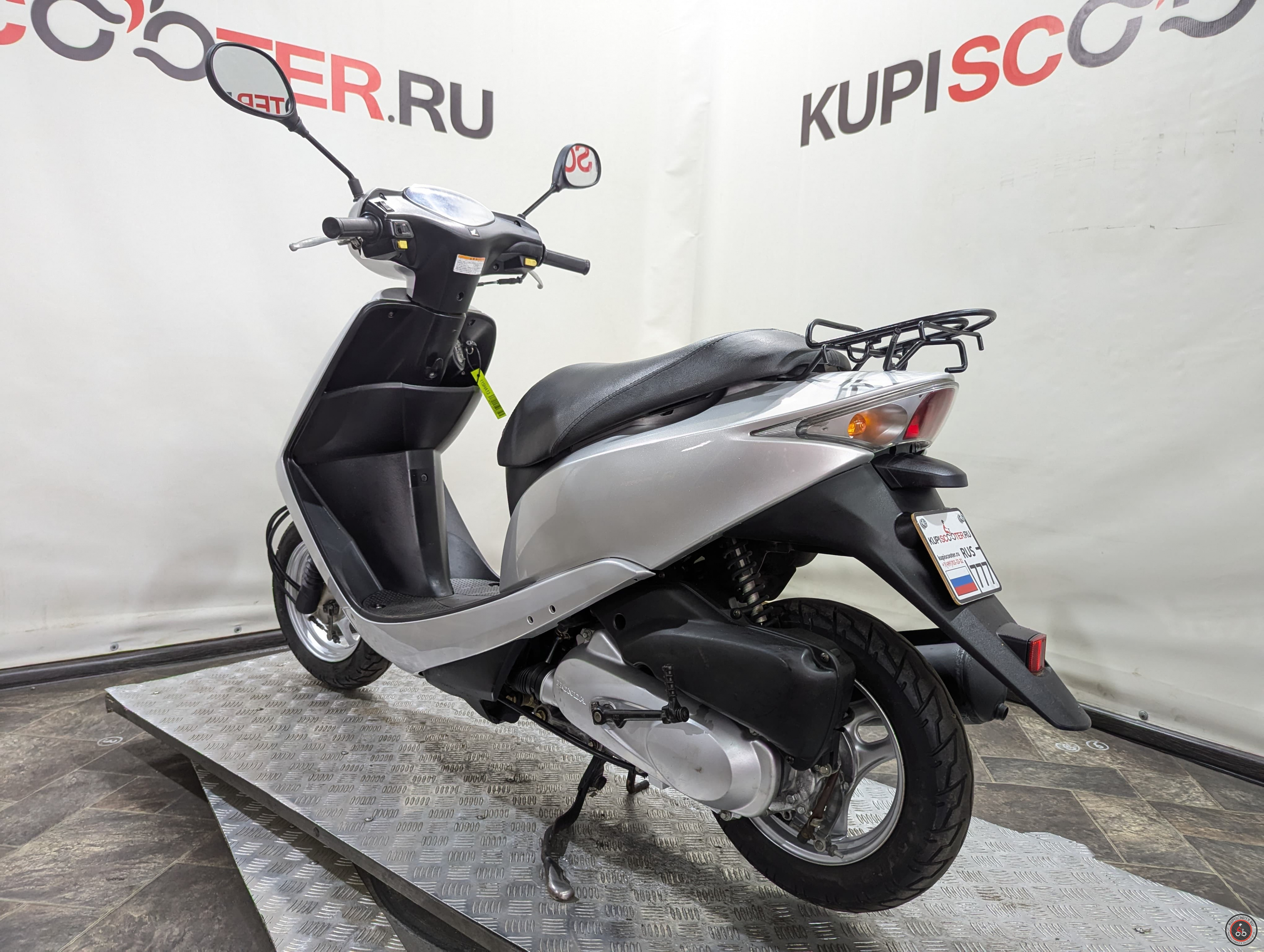 Скутер Honda Dio AF62 2004г. - Максимальная скорость: 60 км/ч
