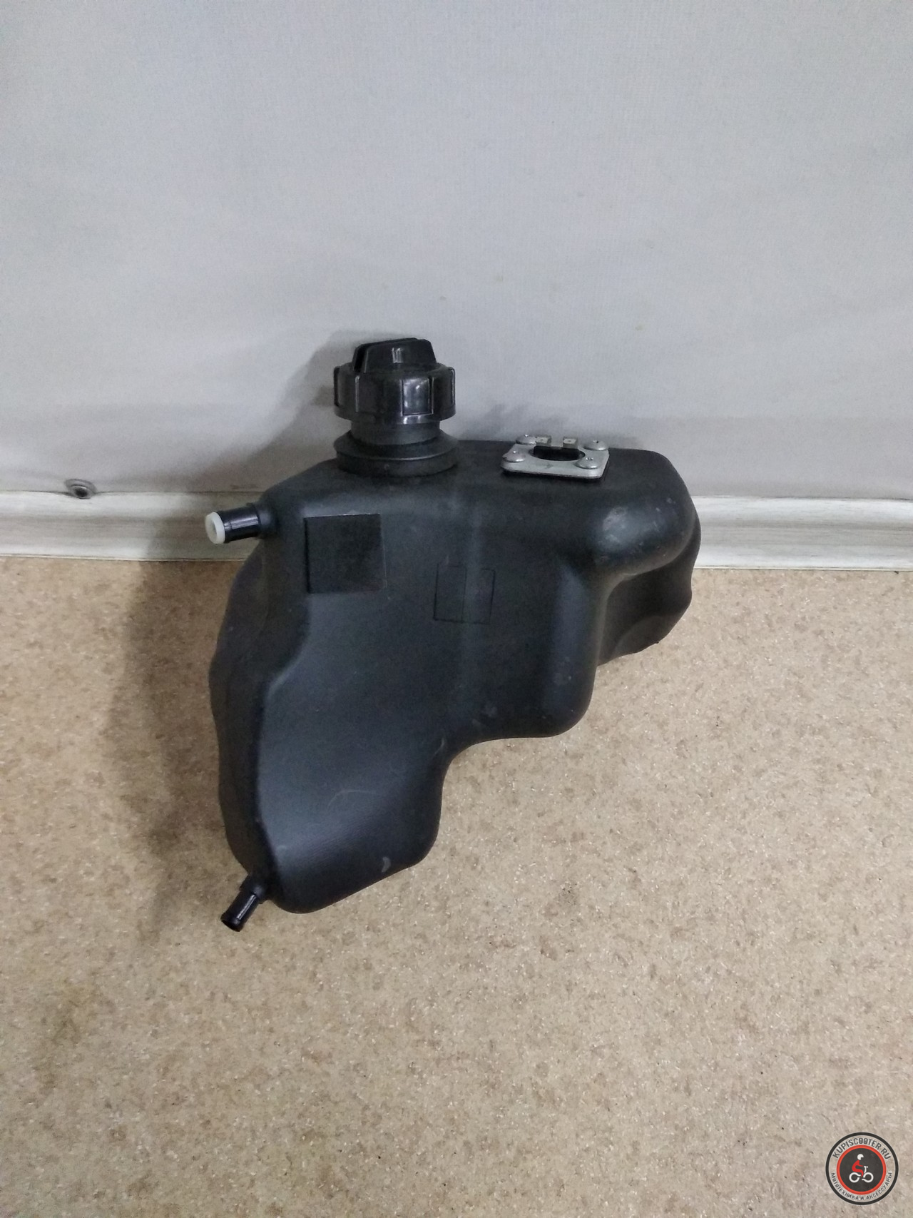 Бензобак Suzuki Address V50G  CA44A  Б/У