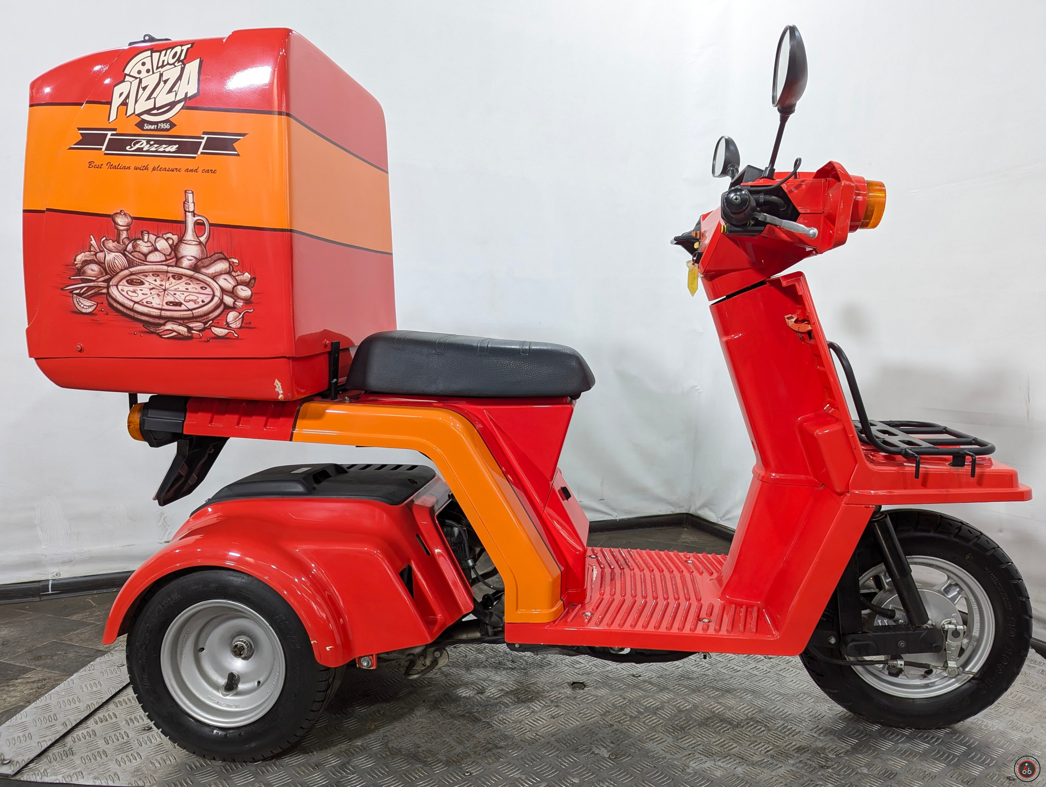 Скутер Honda Gyro X PGM-FI TD02 - Пробег: 10621 км