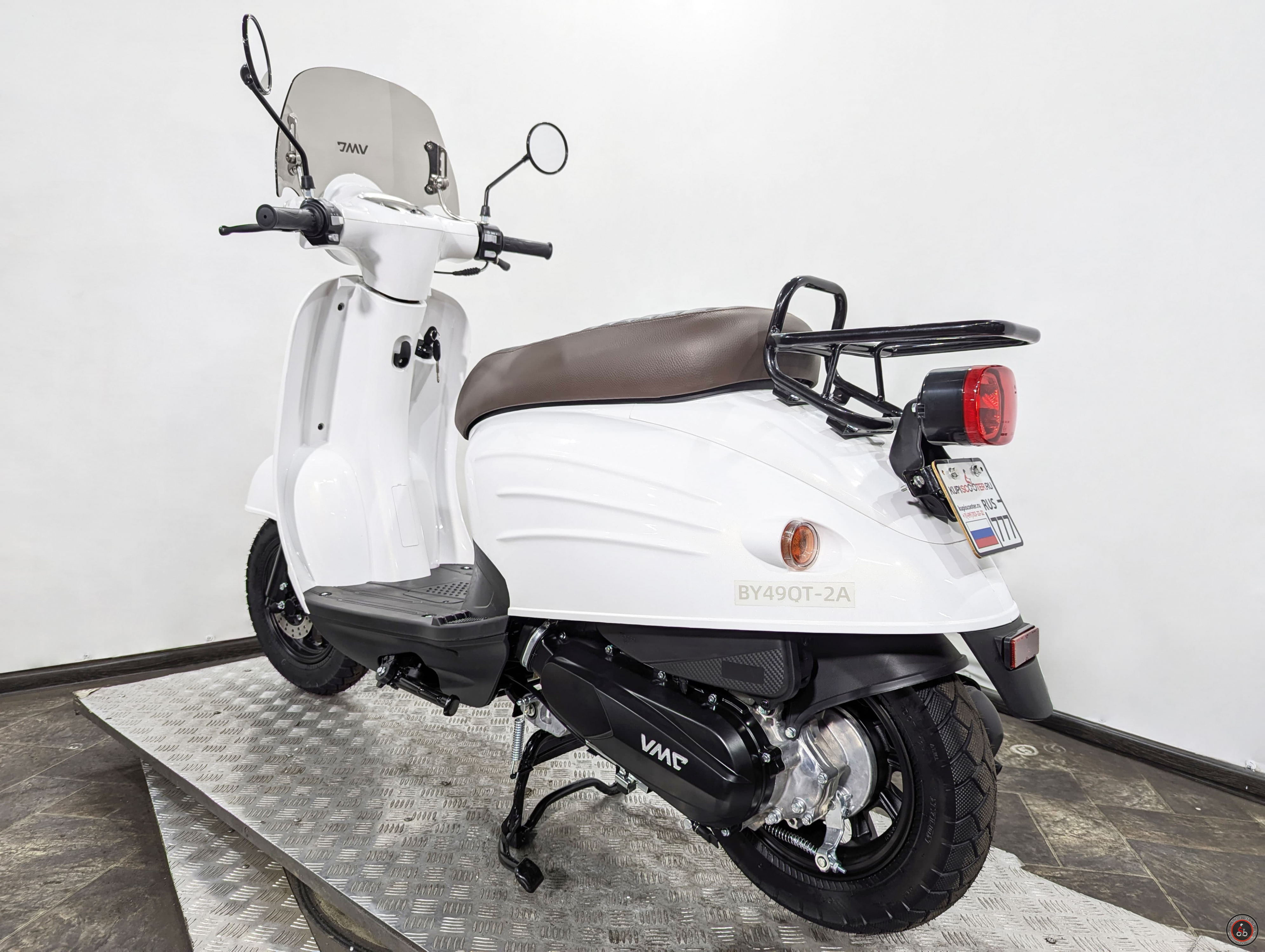 Скутер VMC (Vento) SPRINT (49/125cc) белый глянцевый - Емкость топливного бака: 5 литров