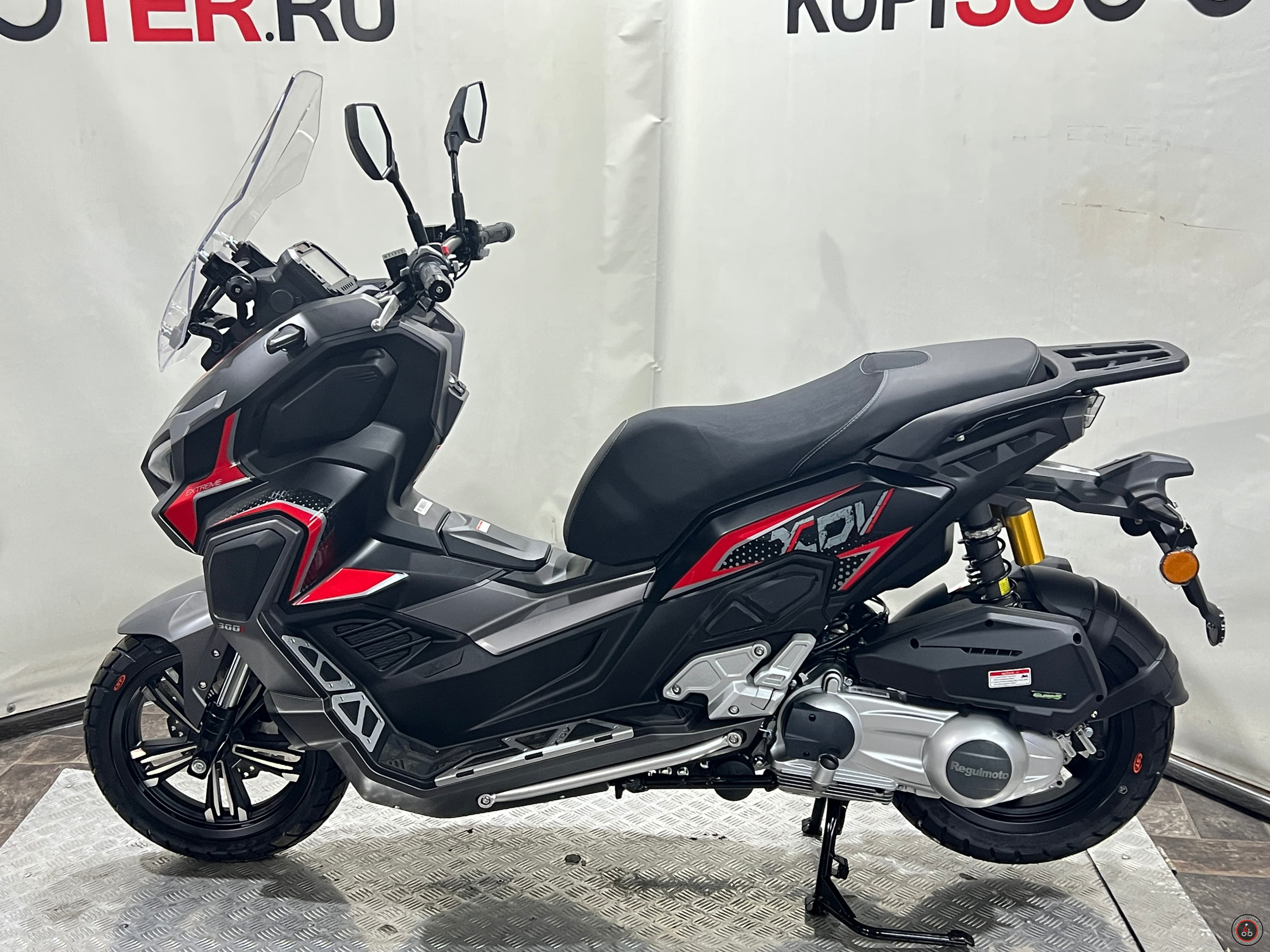 Скутер Regulmoto XDV PRO 300 c ABS LONGJIA (Черный) - Емкость топливного бака: 13,5 л