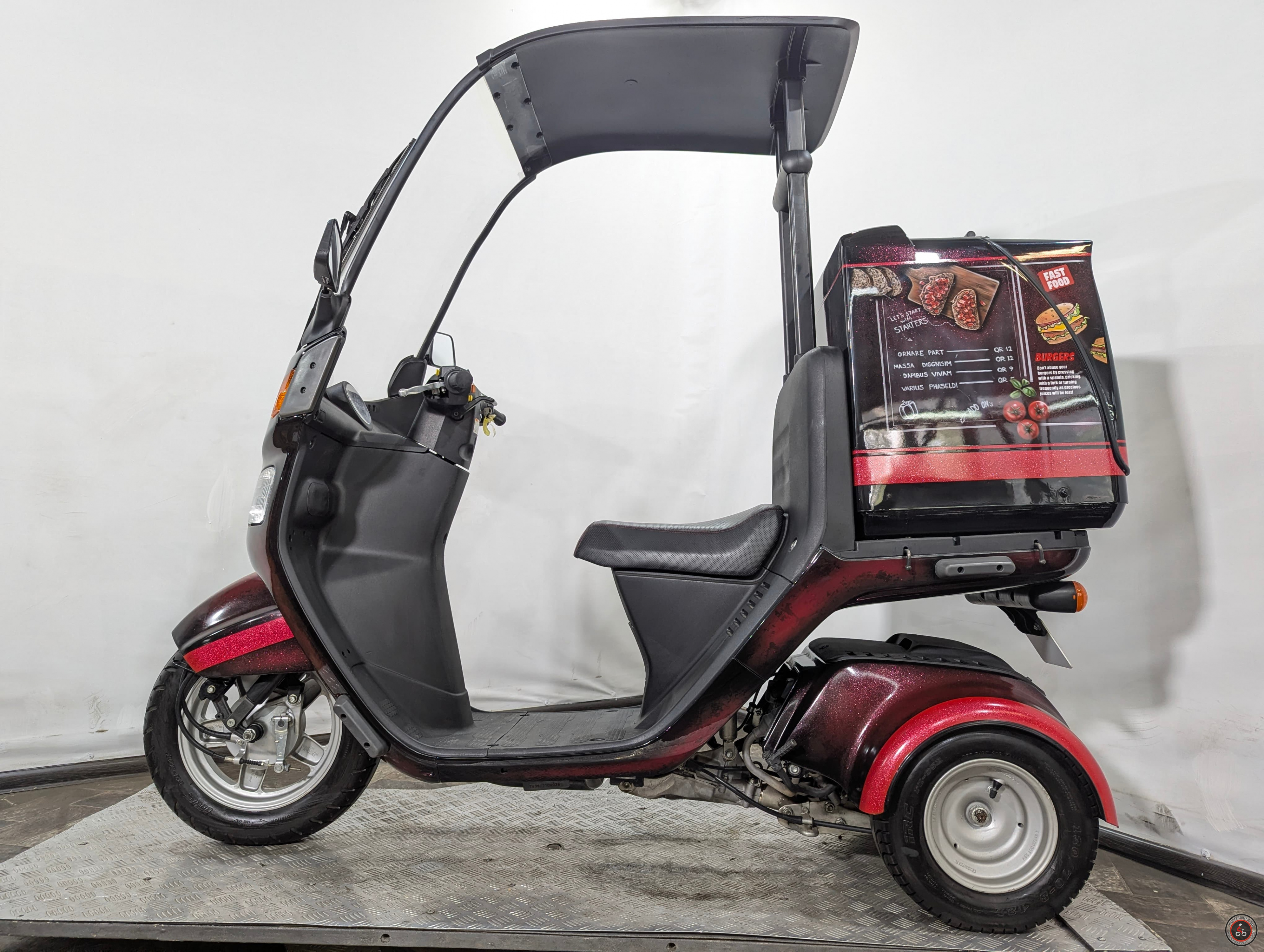 Скутер Honda Gyro Canopy TA03 PGM-FI - Объем двигателя: 49