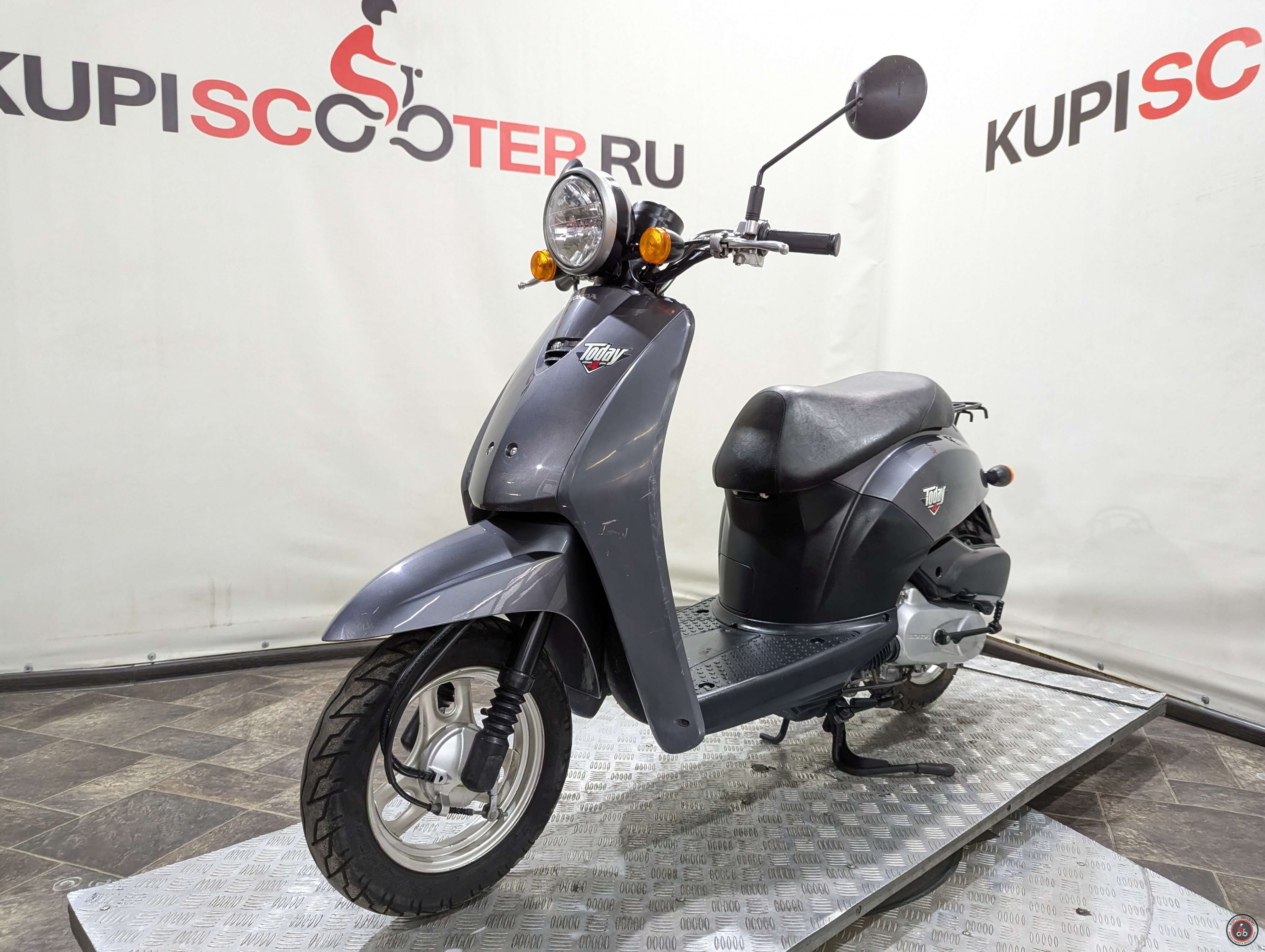 Скутер Honda Today AF61 2006г.