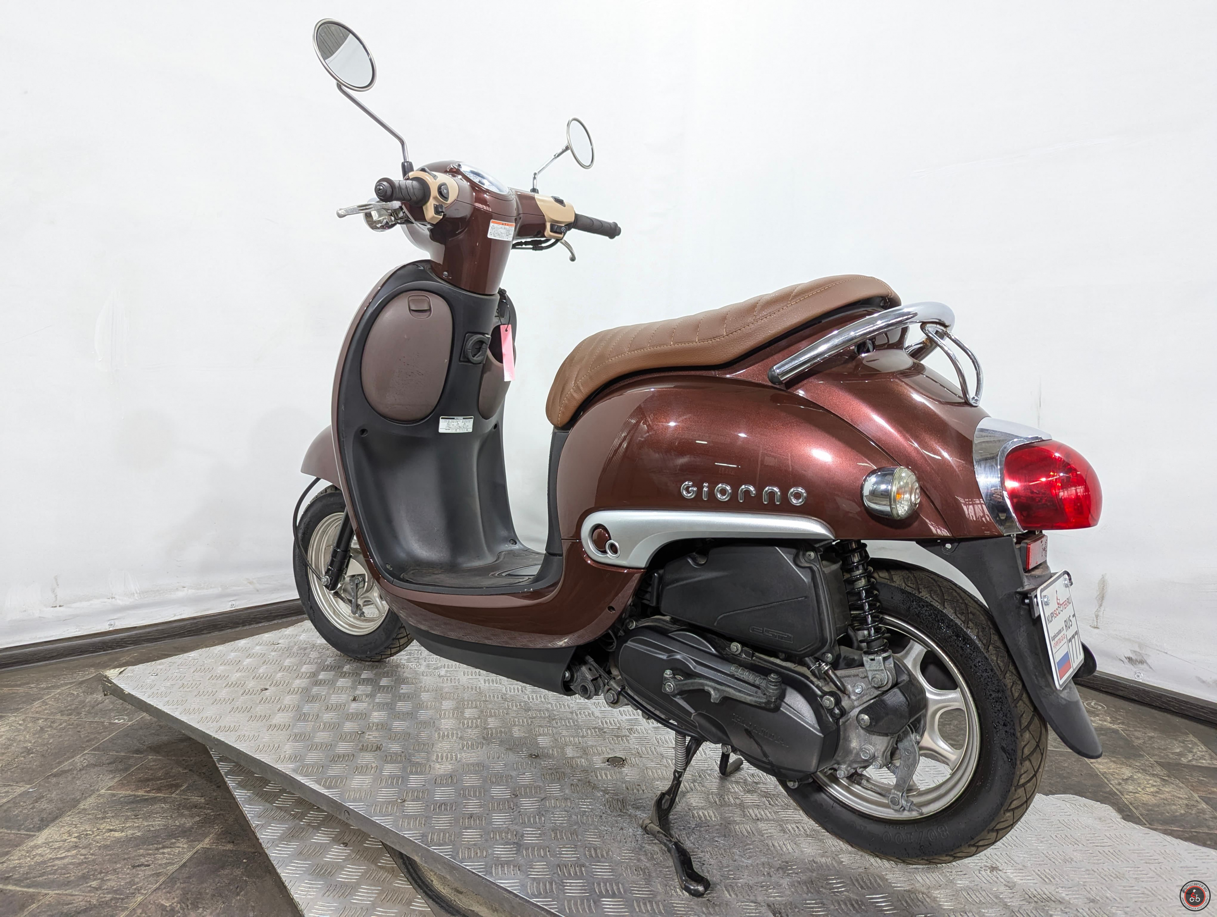 Скутер Honda Giorno PGM-FI AF77 2015г.в - Объем двигателя: 49