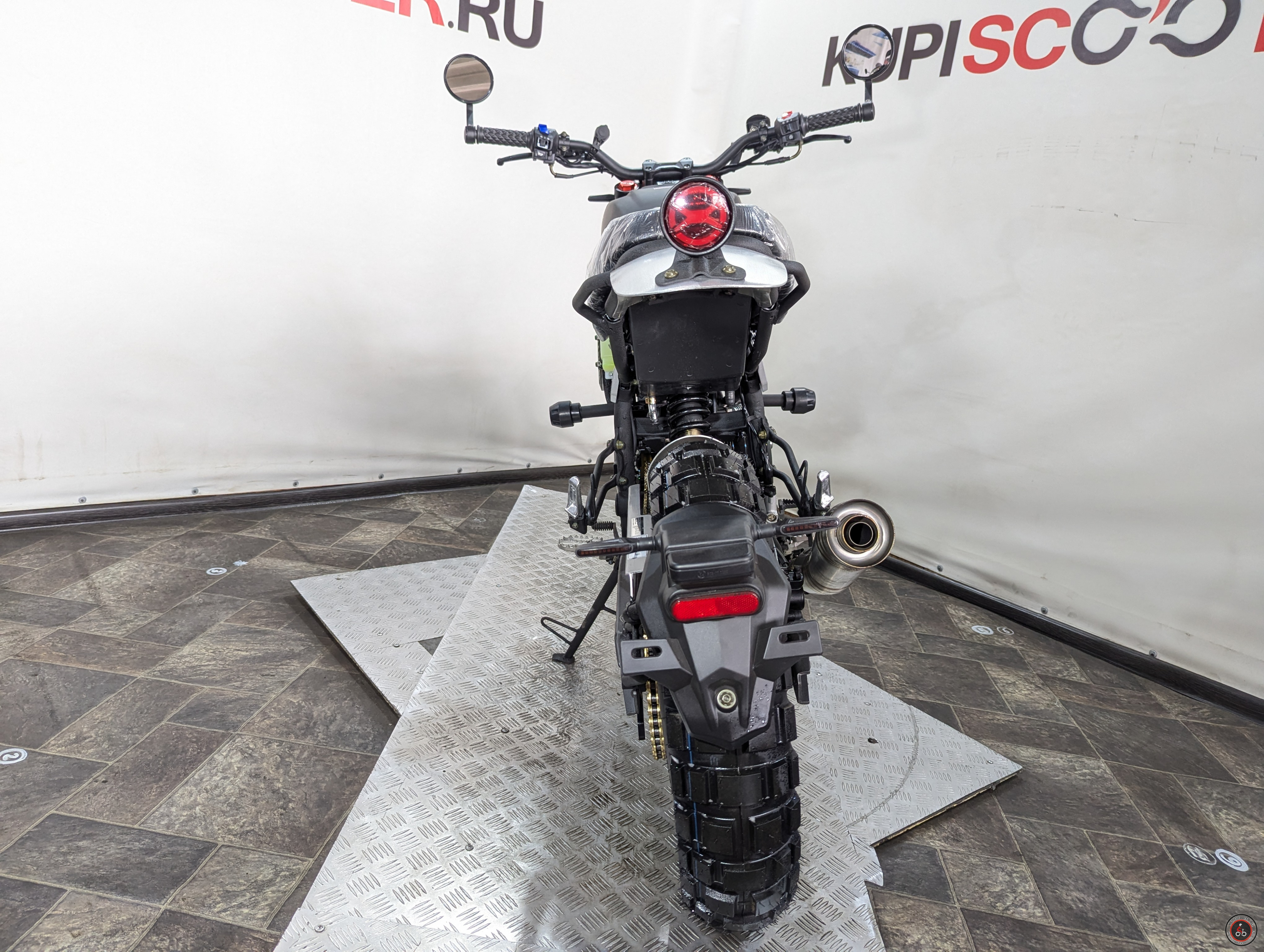 Мотоцикл Regulmoto FARGO Черный - Количество цилиндров: 1