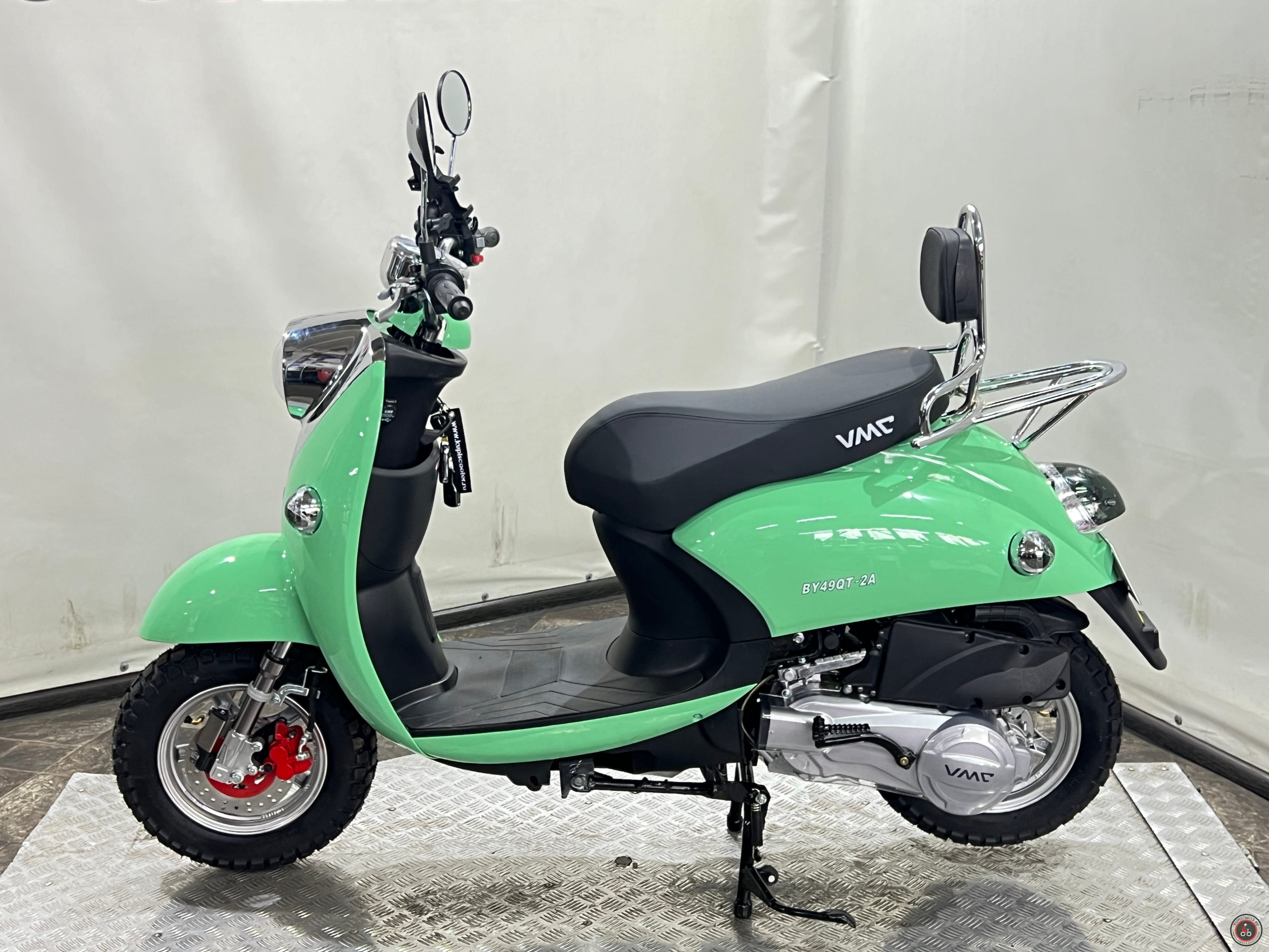 Скутер VMC (Vento) Retro (49/150cc) Мятный (БЕЗ КОФРА) - Количество цилиндров: 1
